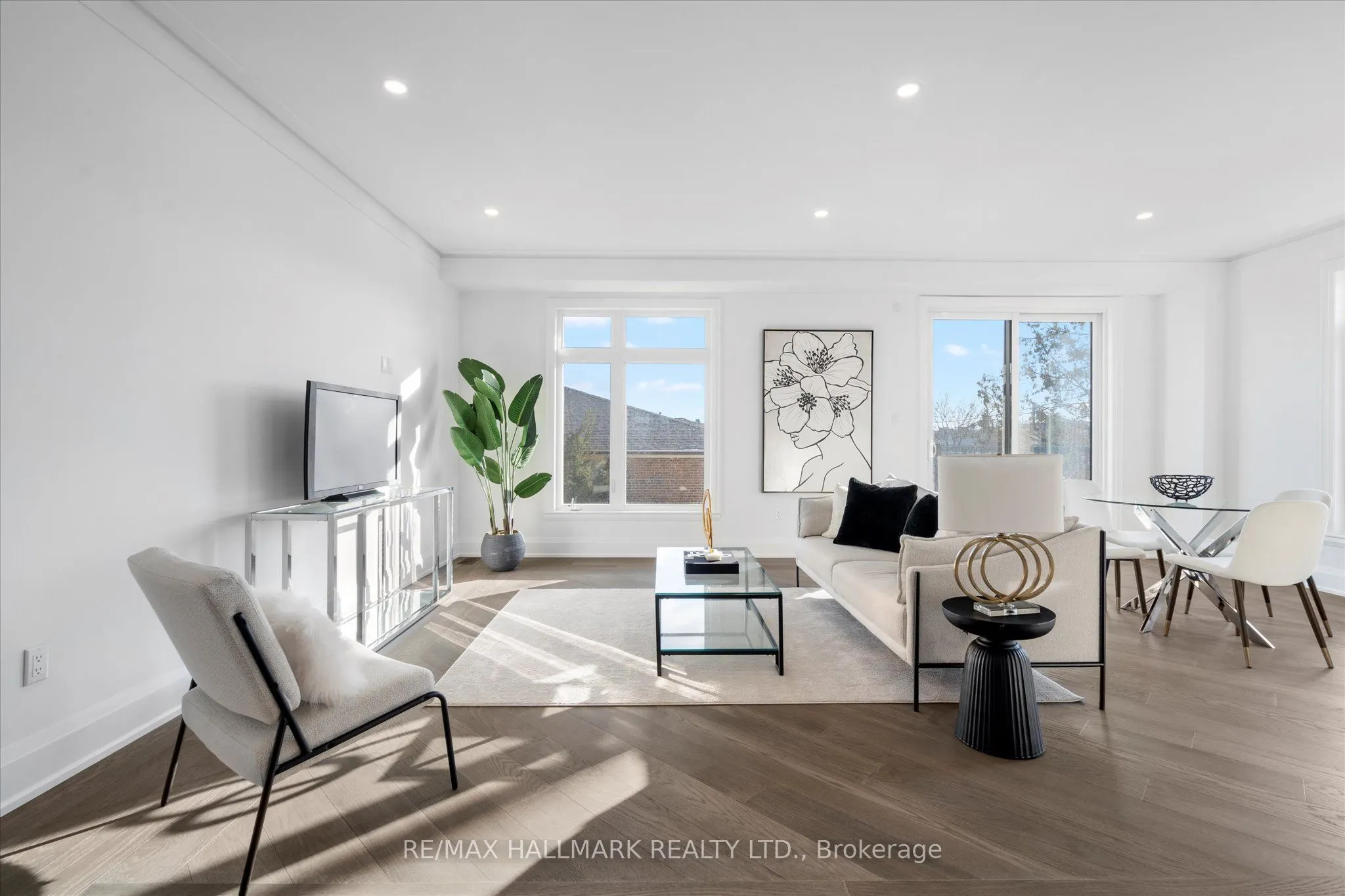 27 Antonio Court #1B