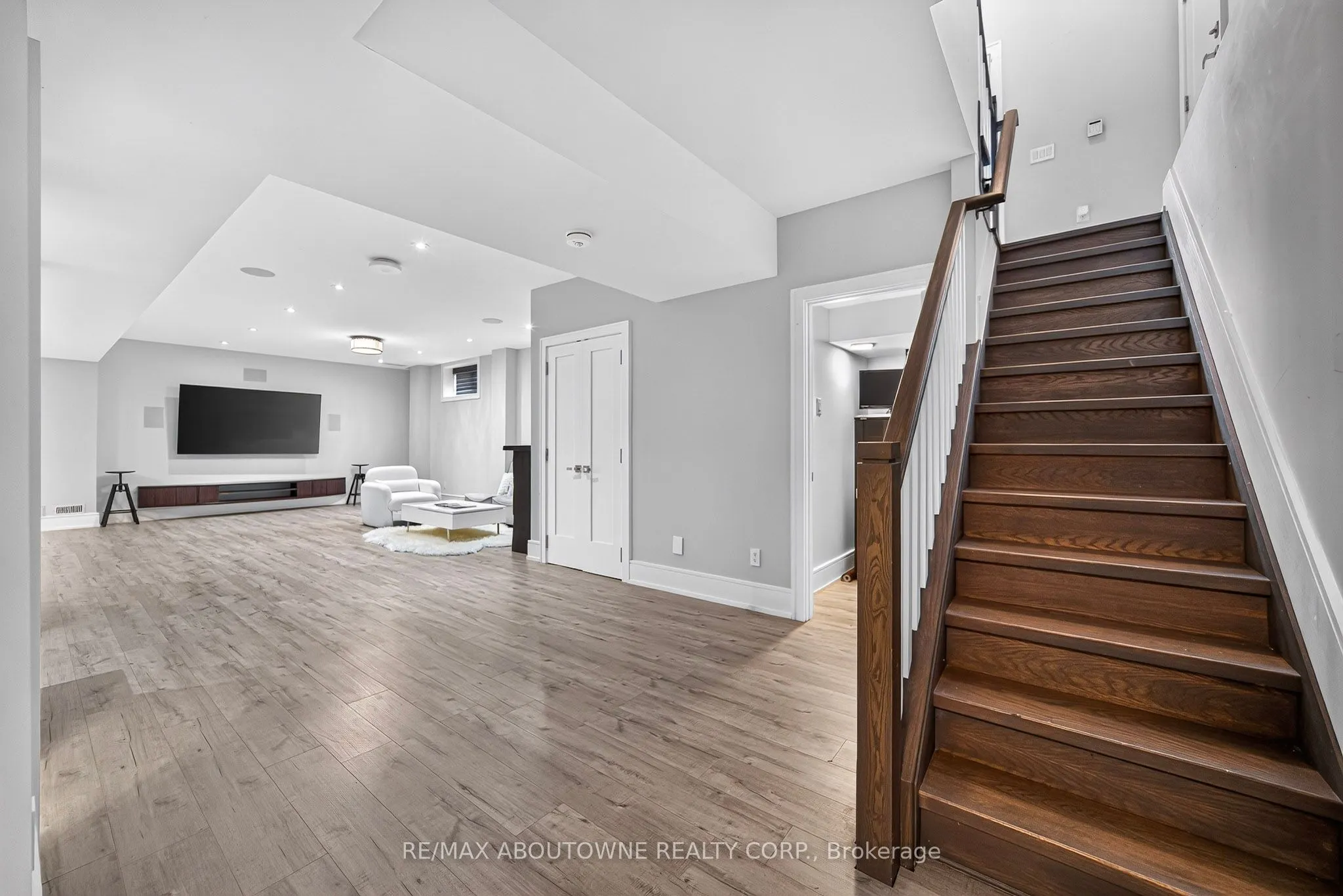 408 Seabourne Drive