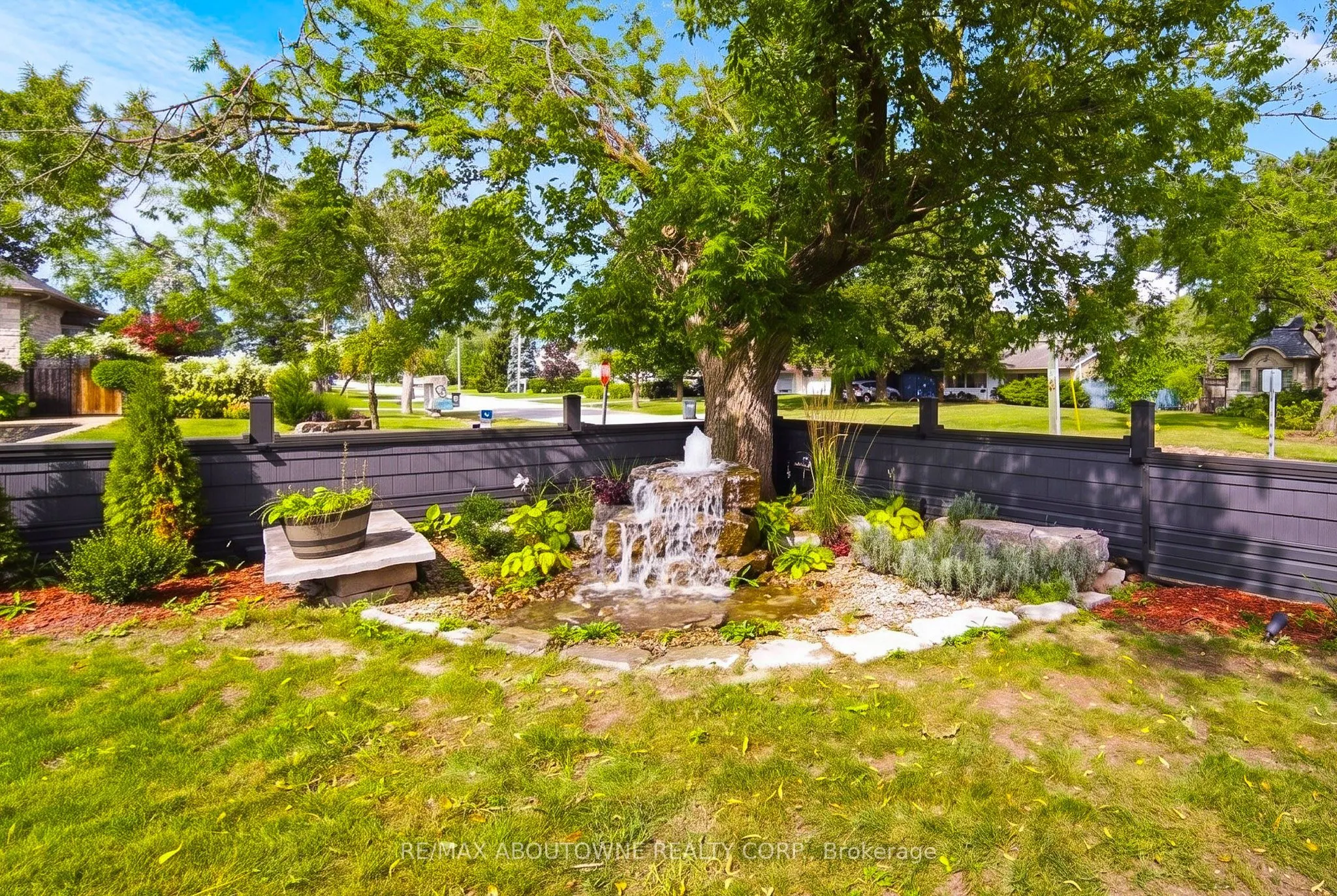 408 Seabourne Drive