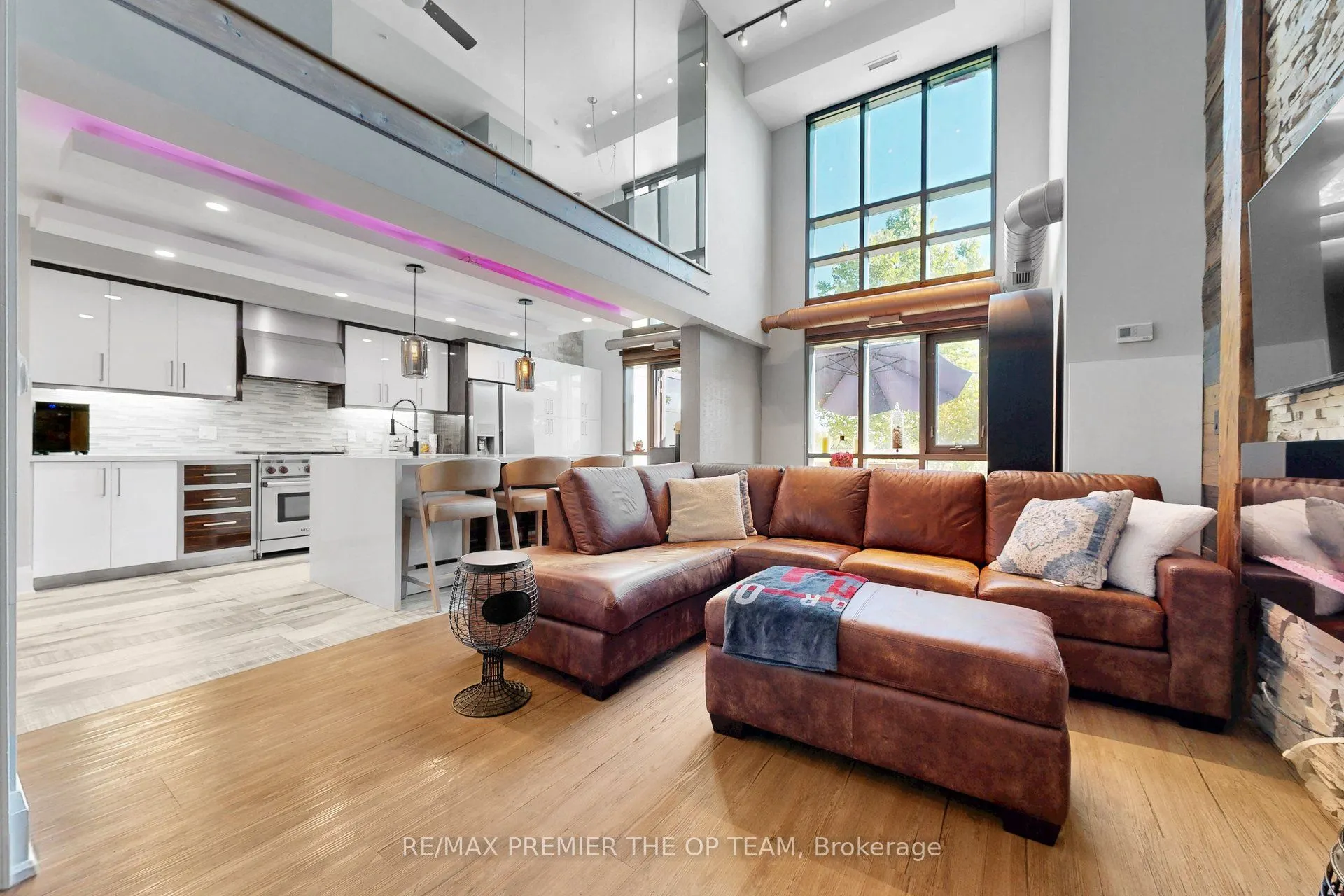 45 Yorkland Boulevard #105