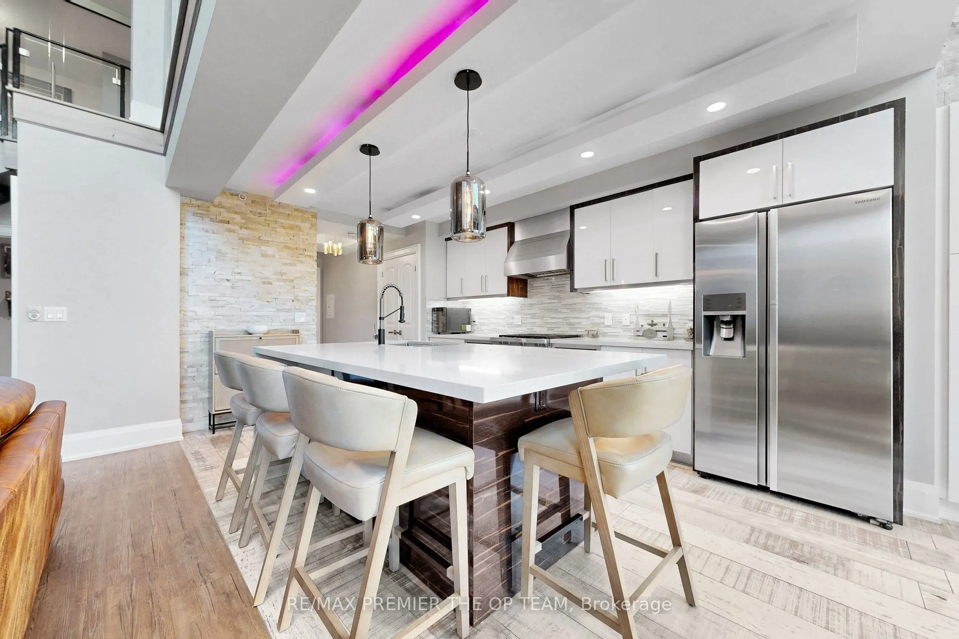 45 Yorkland Boulevard #105