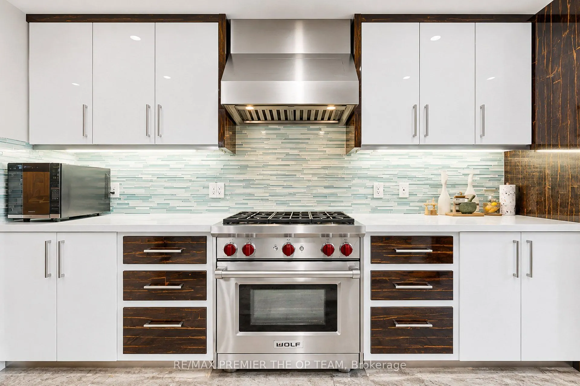 45 Yorkland Boulevard #105
