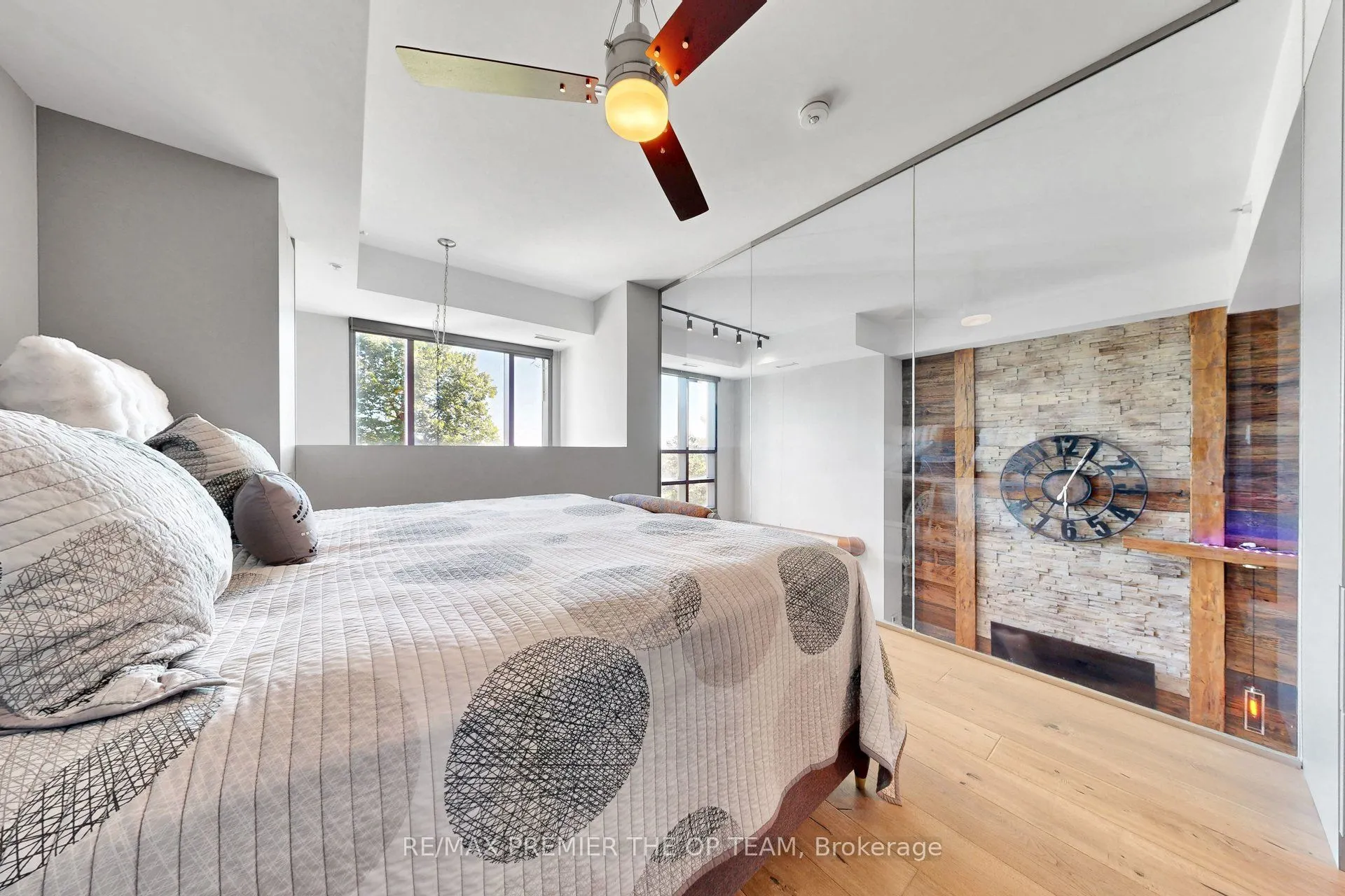45 Yorkland Boulevard #105