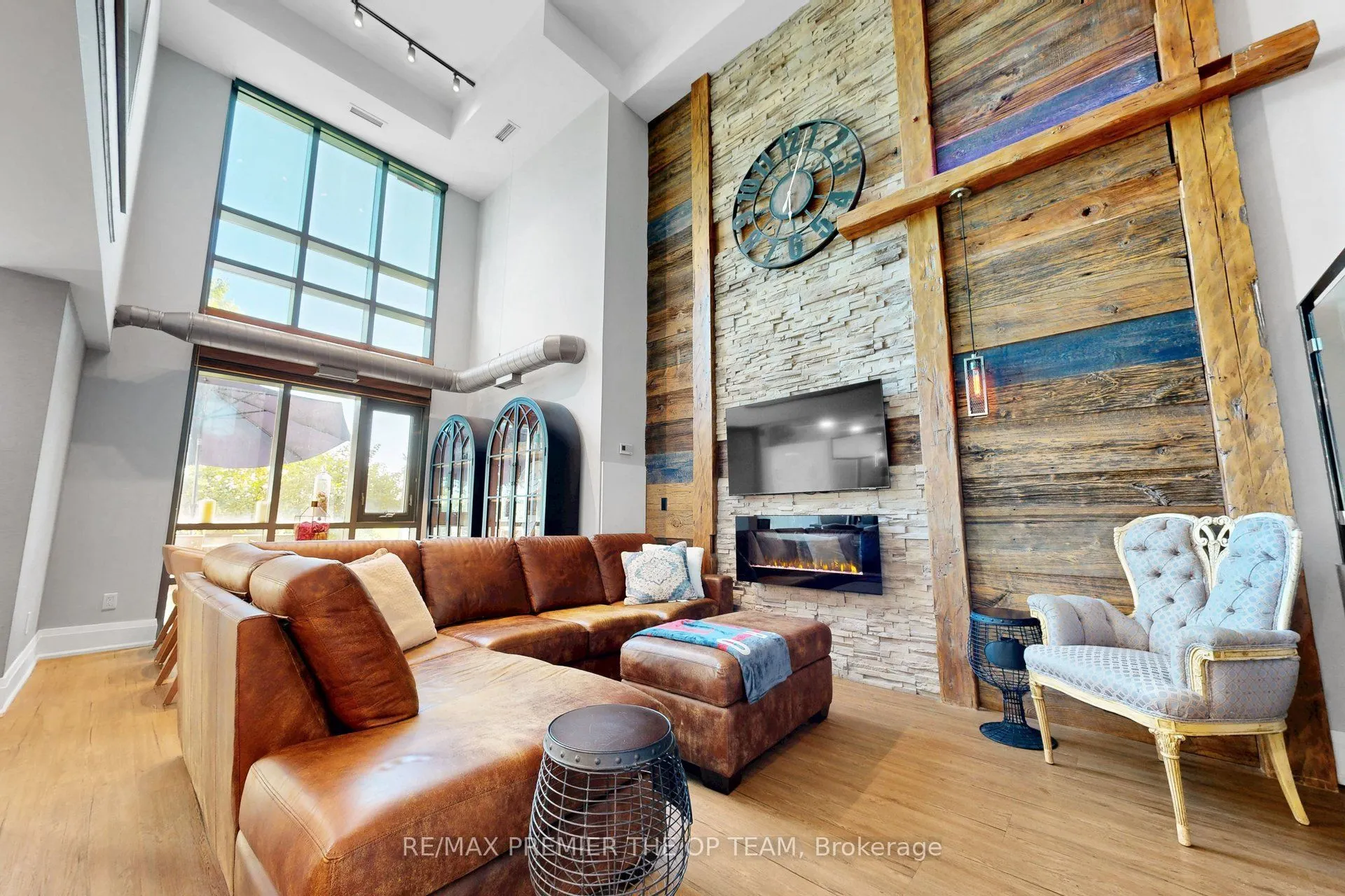45 Yorkland Boulevard #105