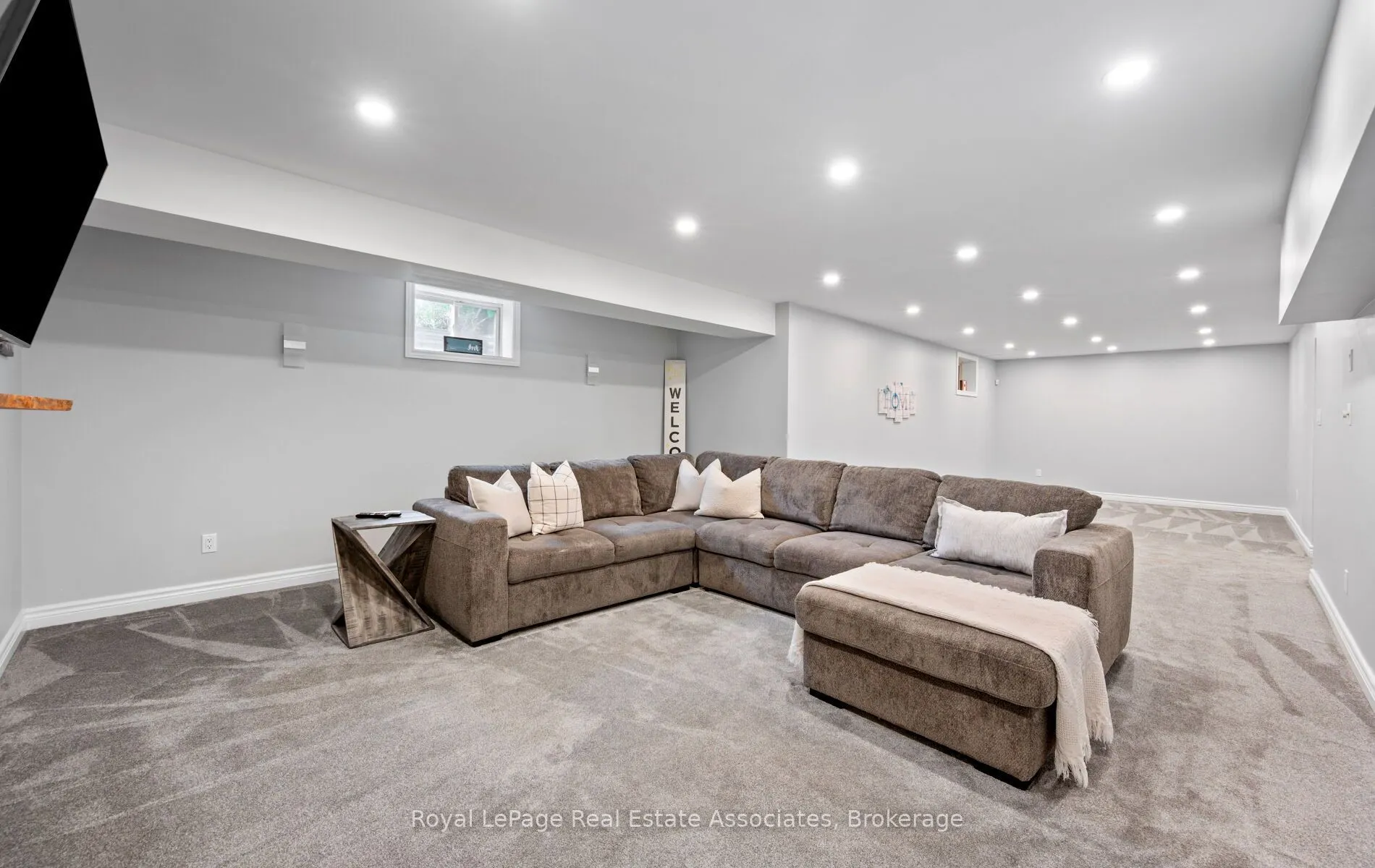 17 Nelles Street