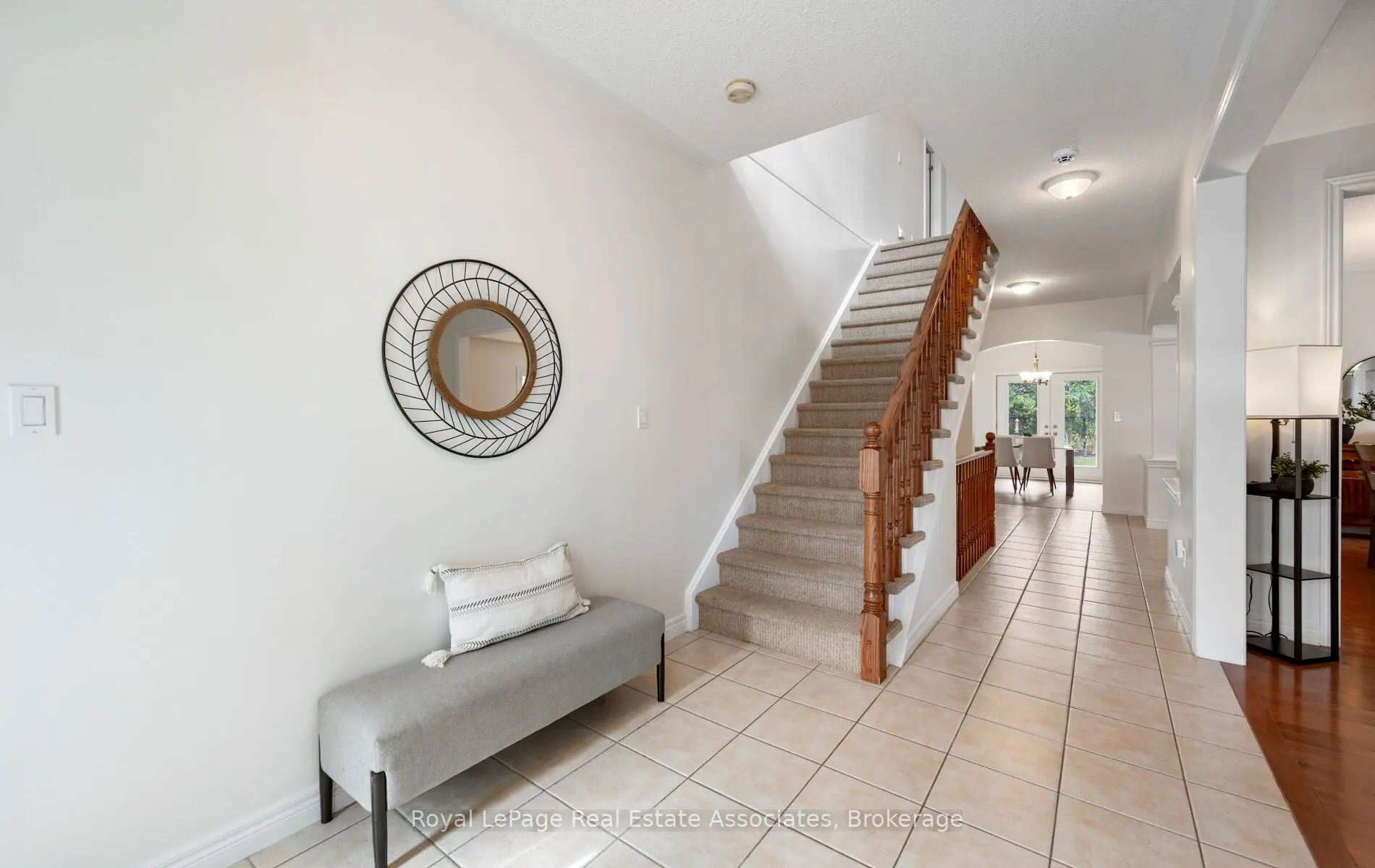 17 Nelles Street