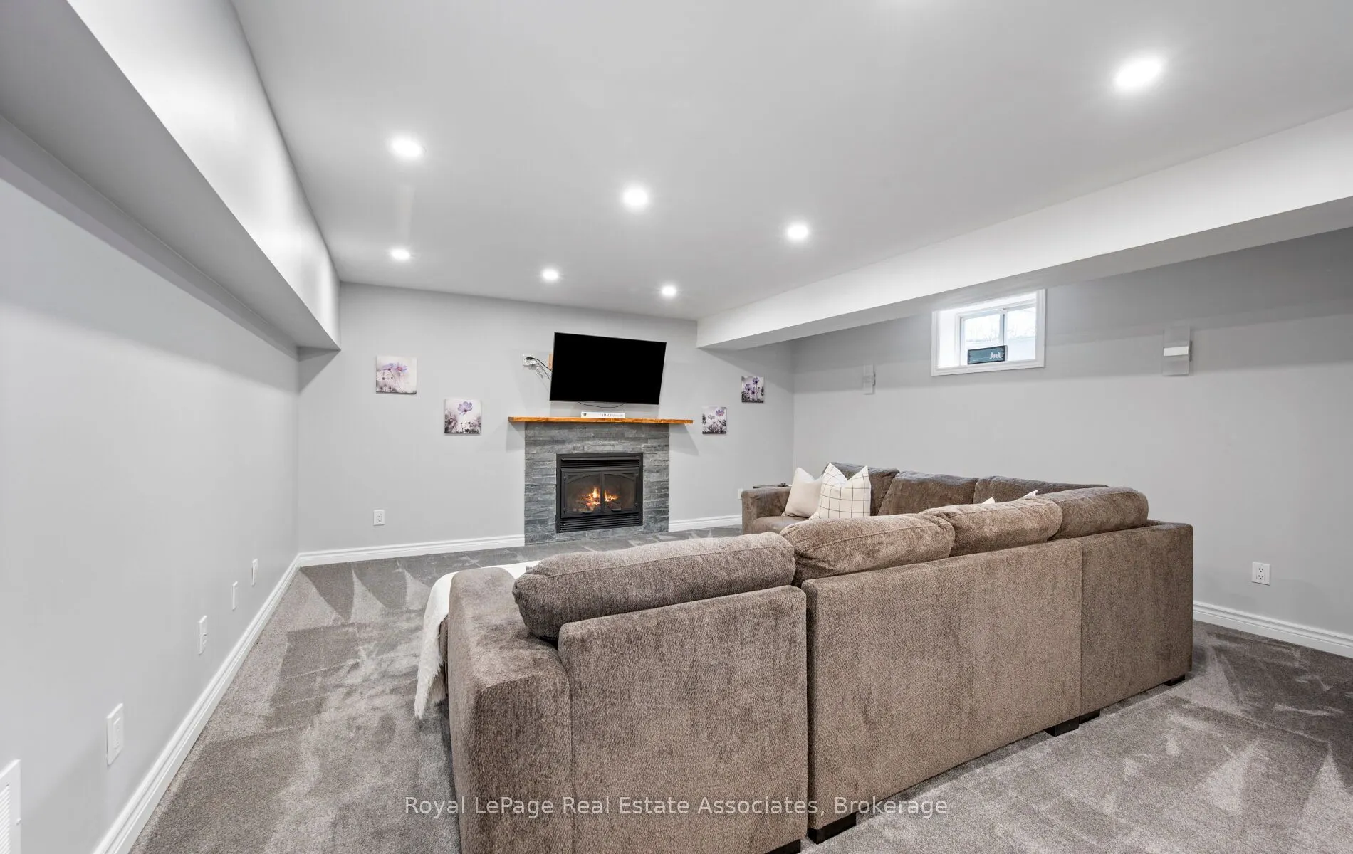 17 Nelles Street