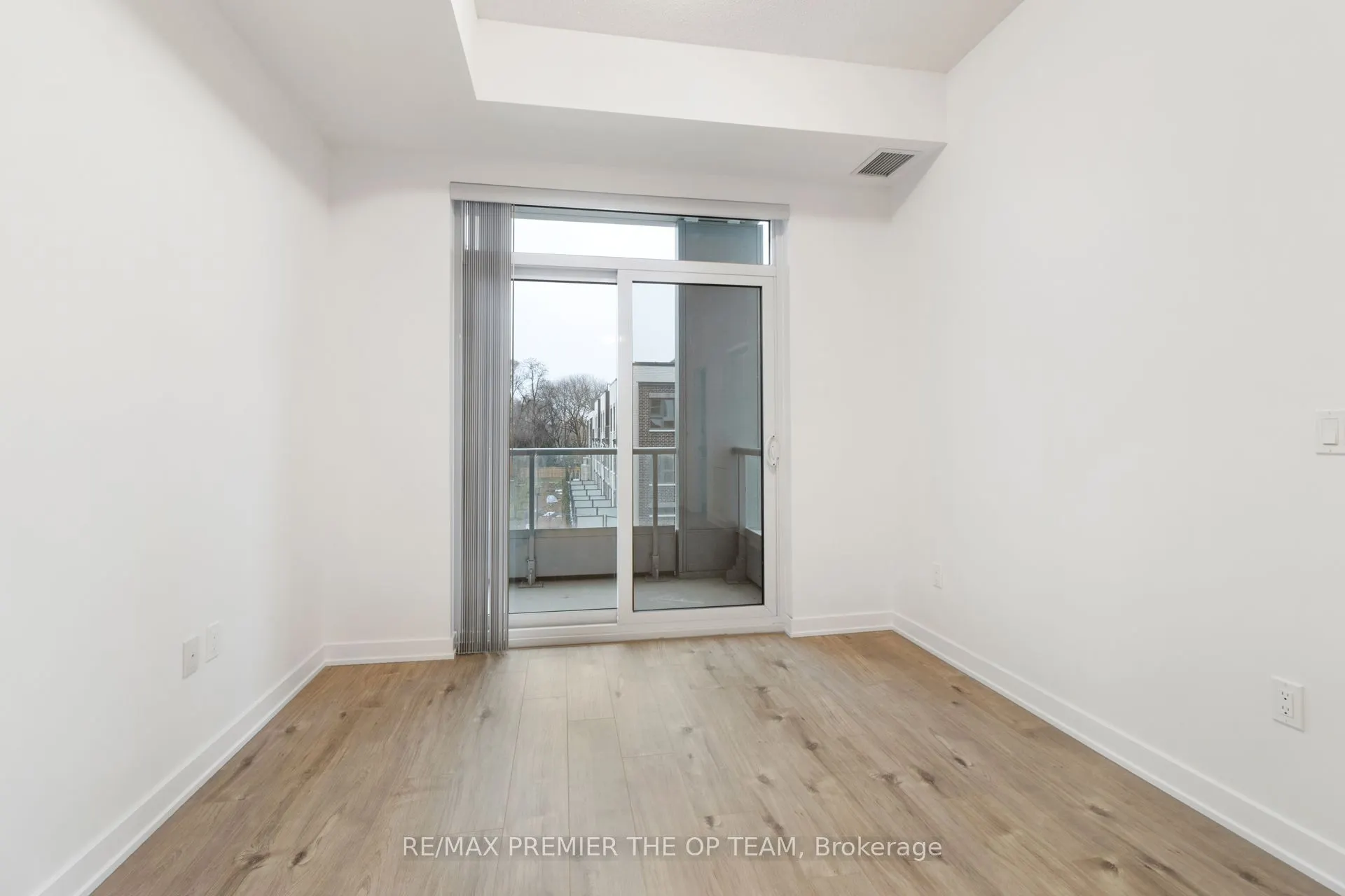 500 Plains Road E #204