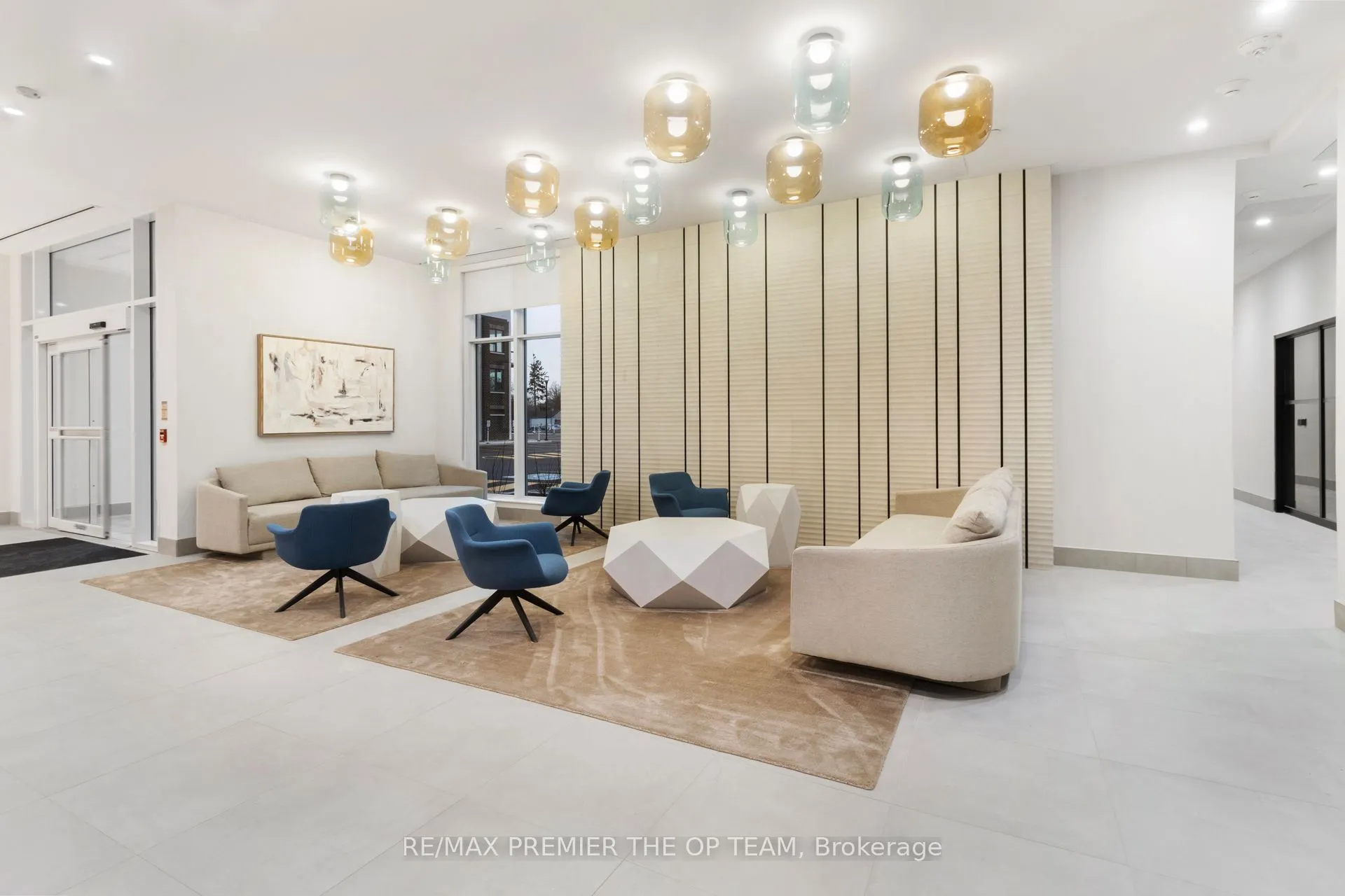 500 Plains Road E #204