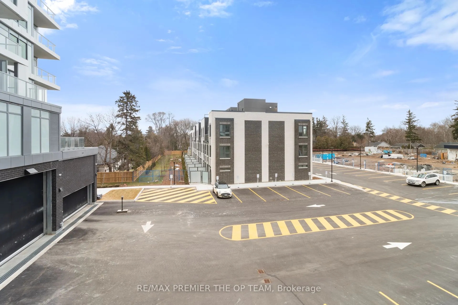 500 Plains Road E #204