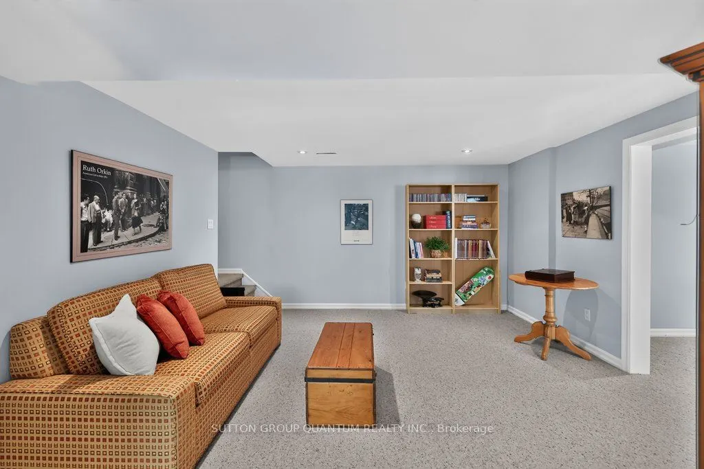 1526 Green Glade