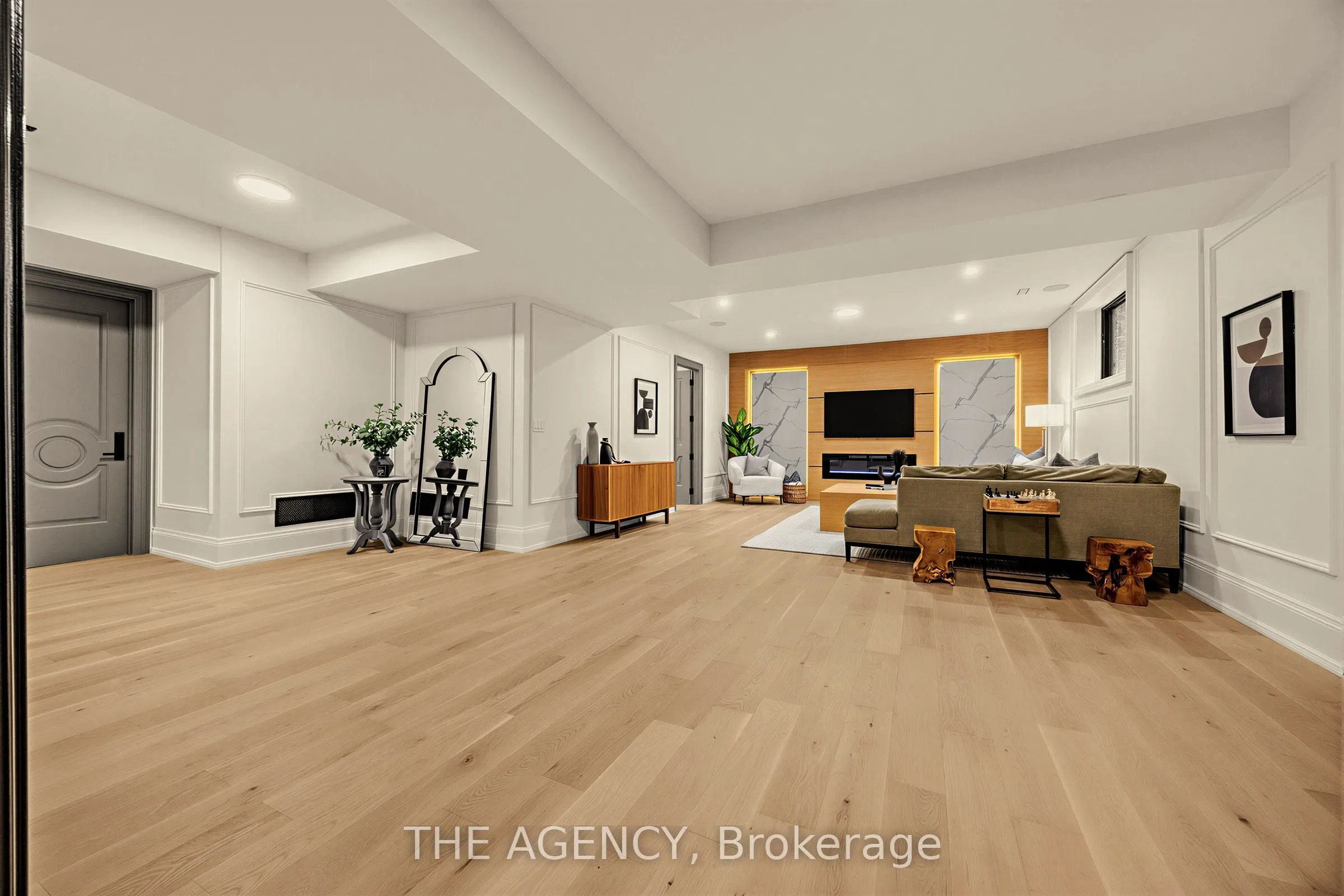 1529 Venetia Drive