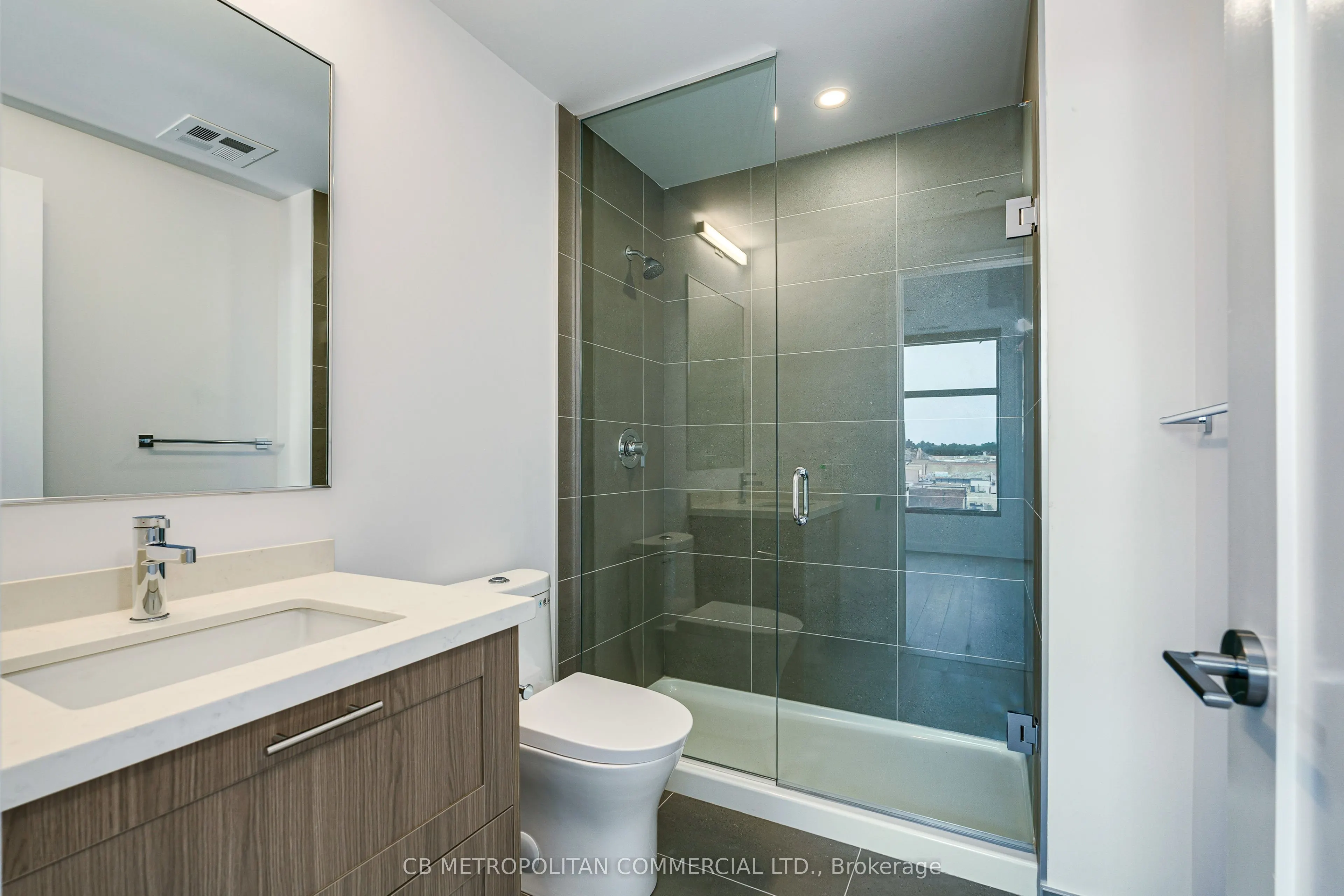2946 Dundas Street West Street W #510