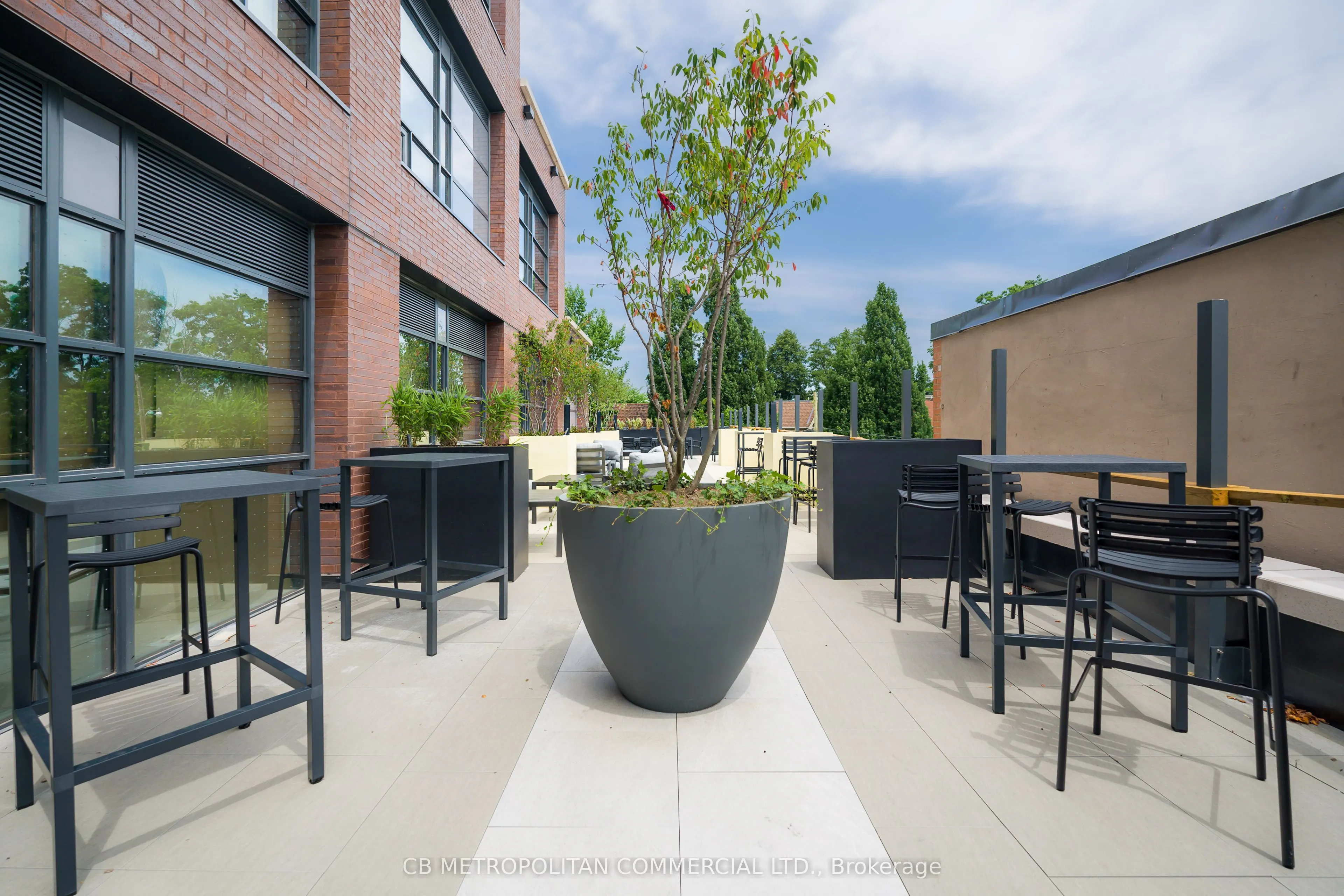 2946 Dundas Street West Street W #510