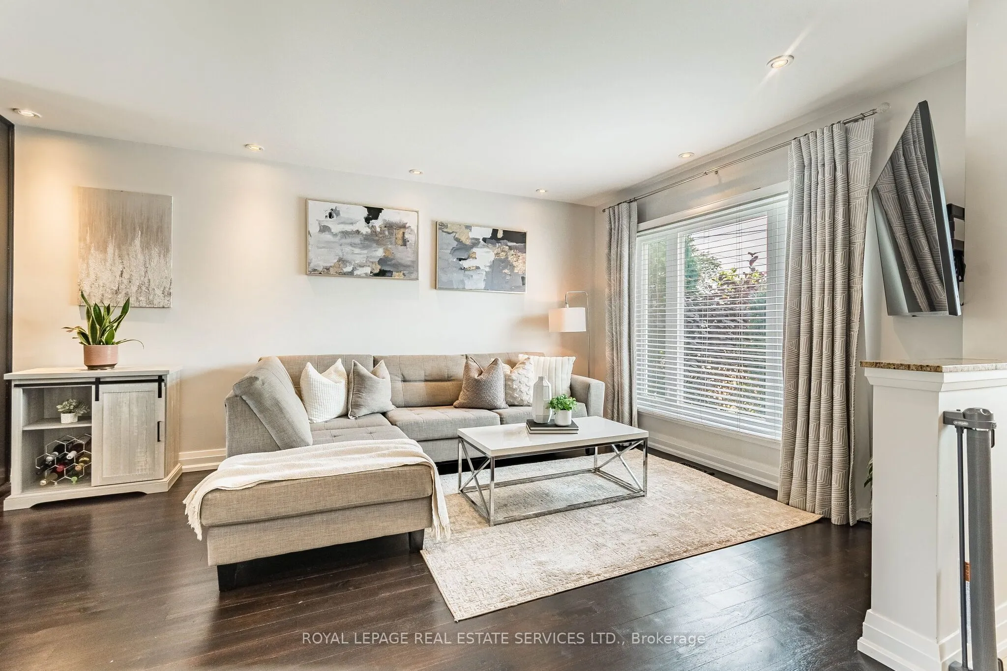 1192 Flagship Drive