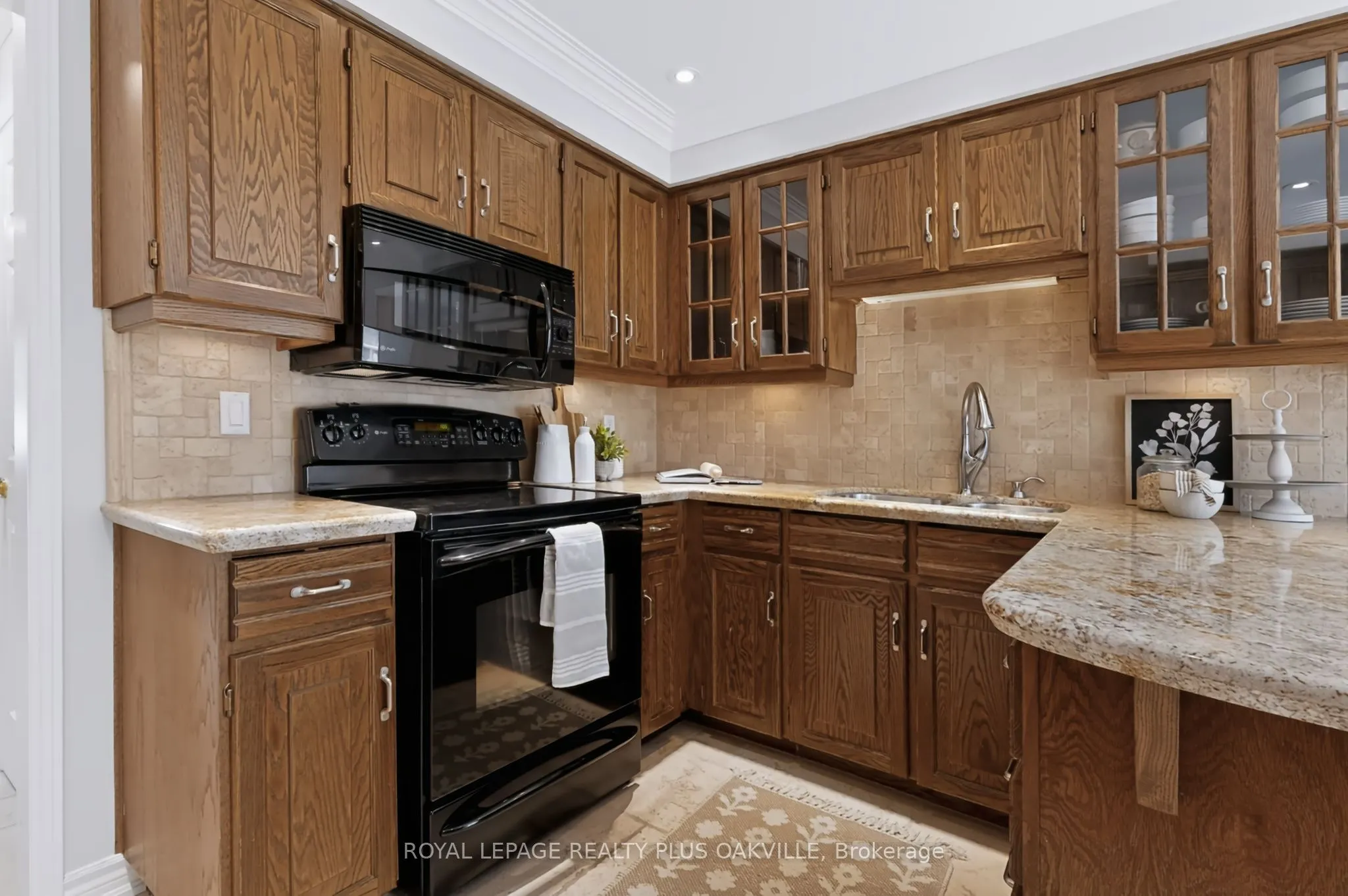 279 Hickory Circle