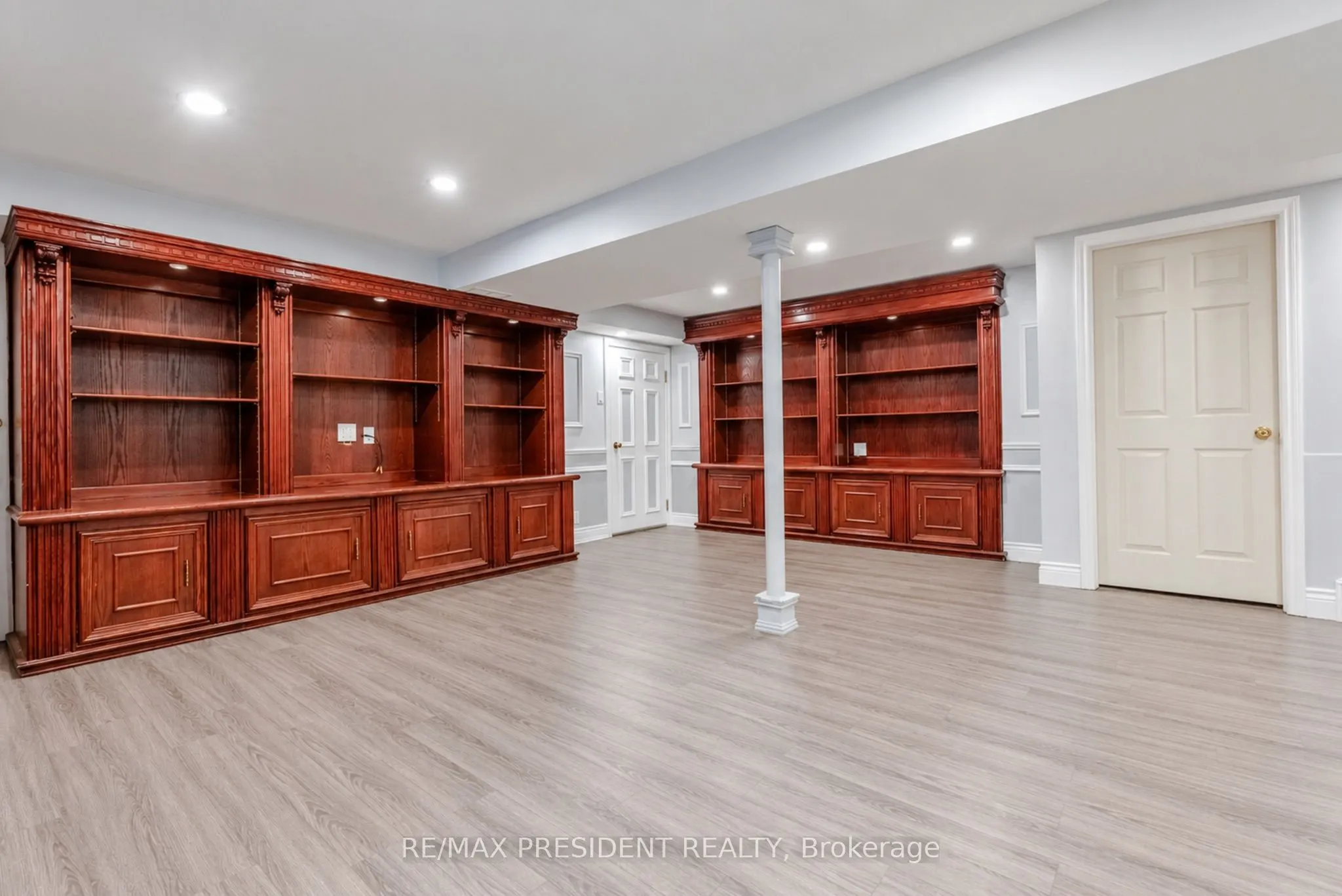 9 Aster Court