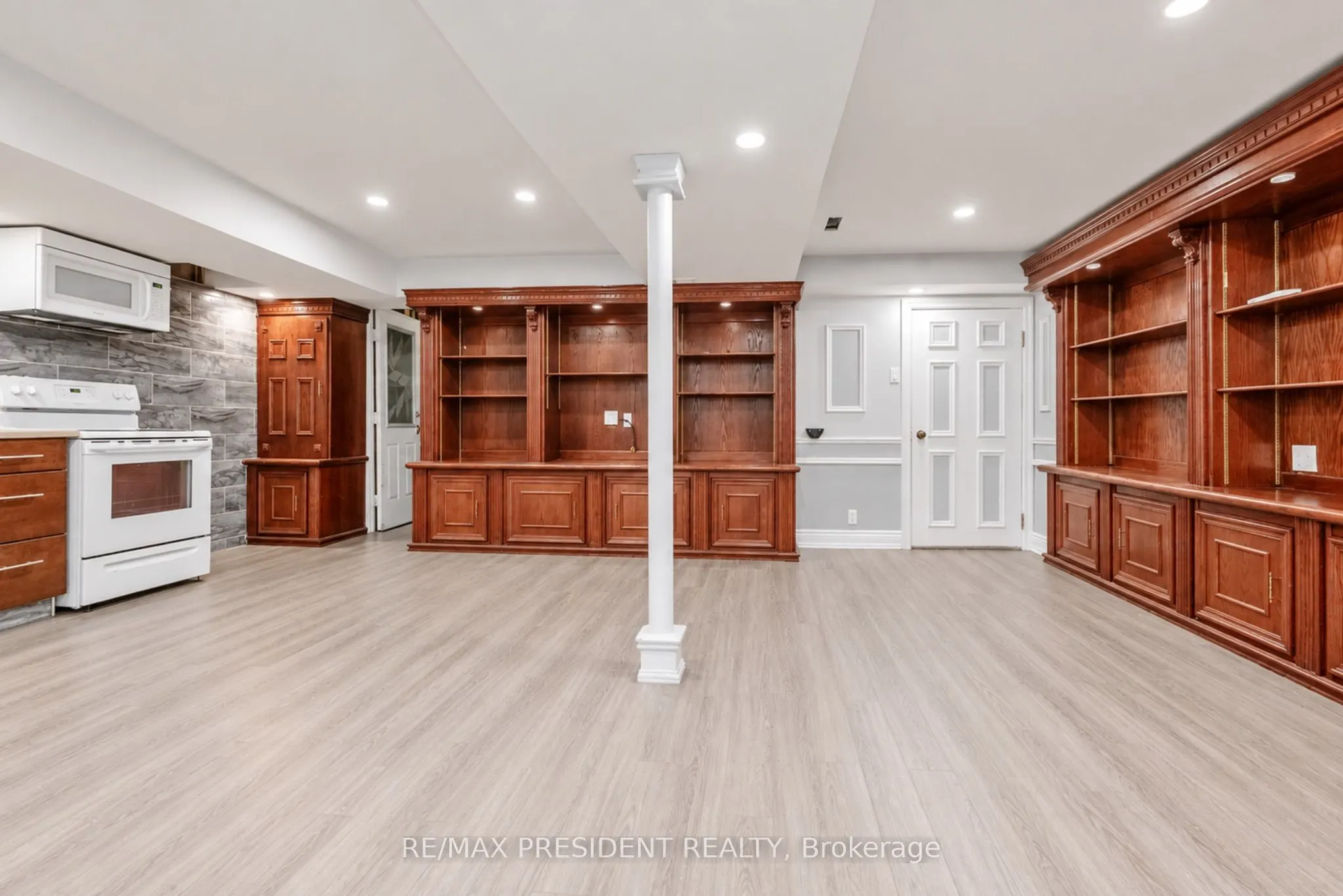 9 Aster Court