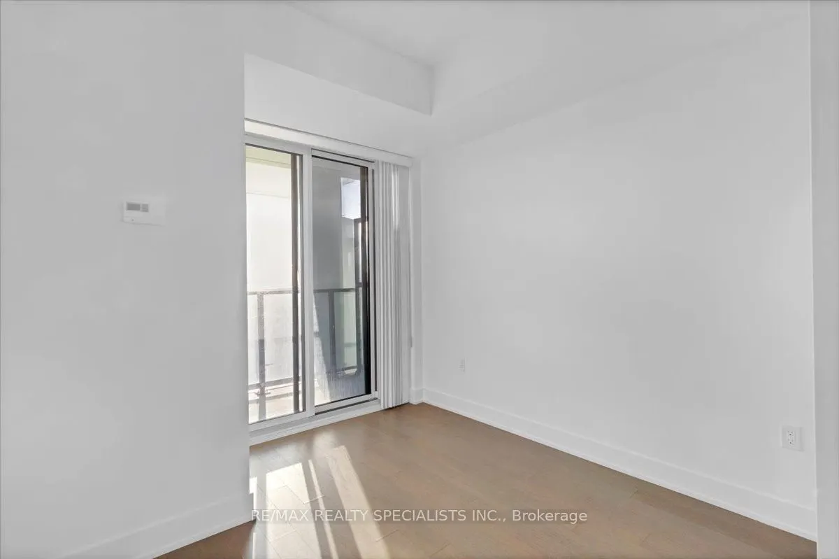 20 Shorebreeze Drive S #3210