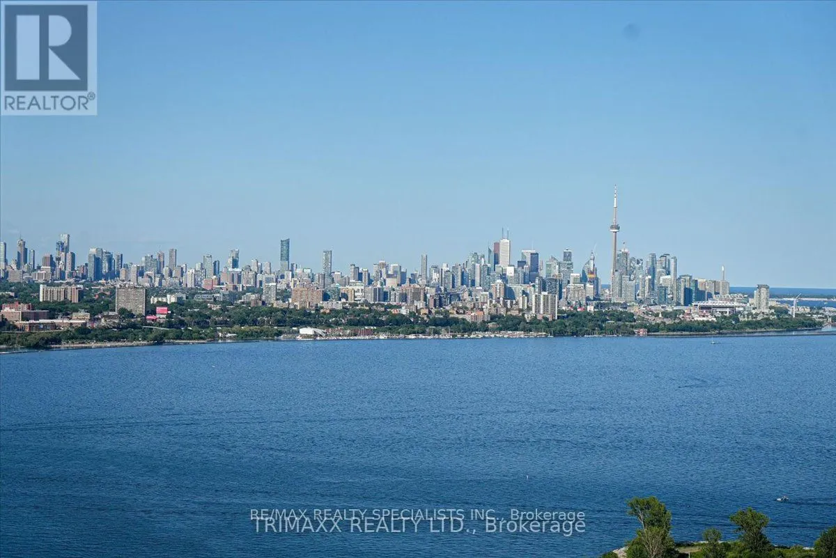 20 Shorebreeze Drive S #3210