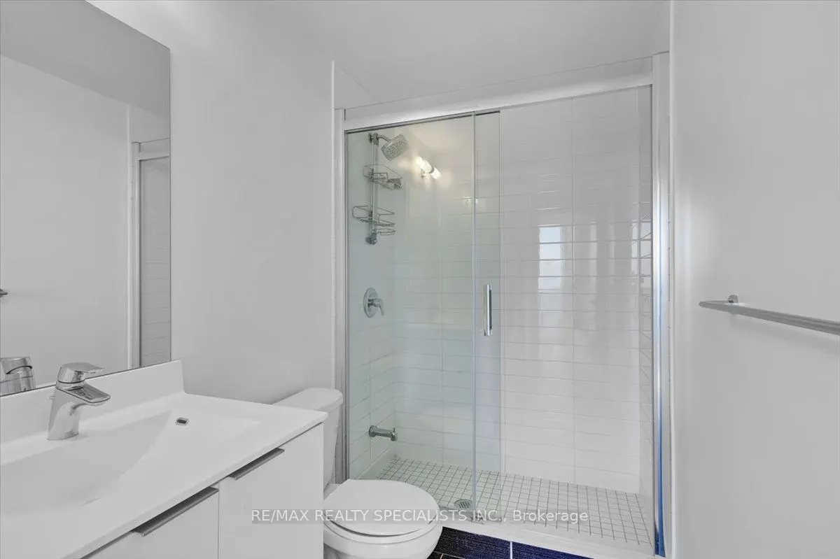 20 Shorebreeze Drive S #3210