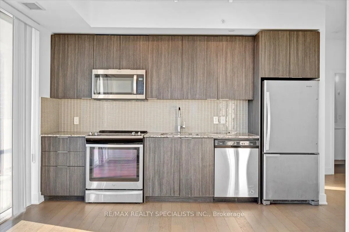 20 Shorebreeze Drive S #3210