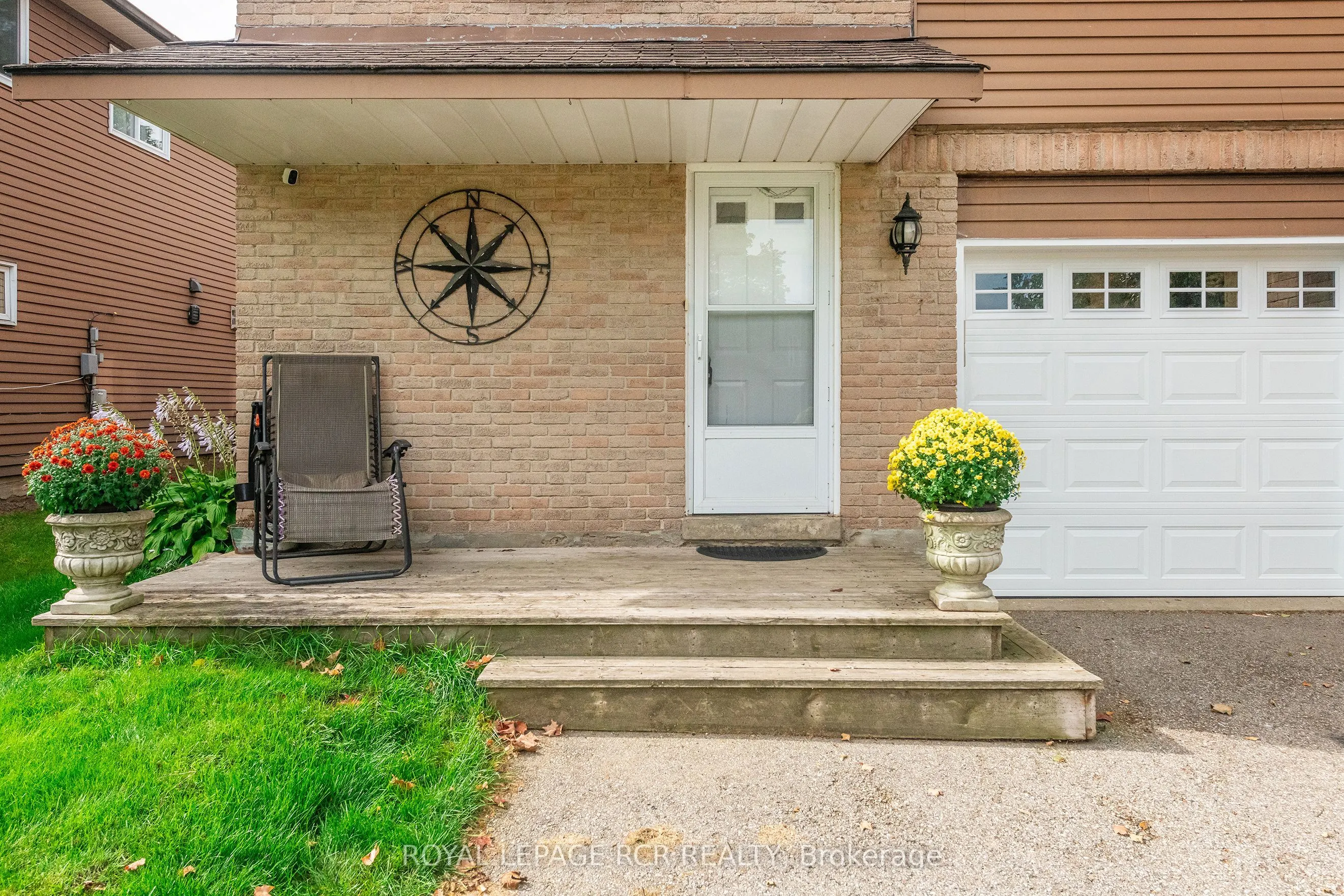 12 Steven Street