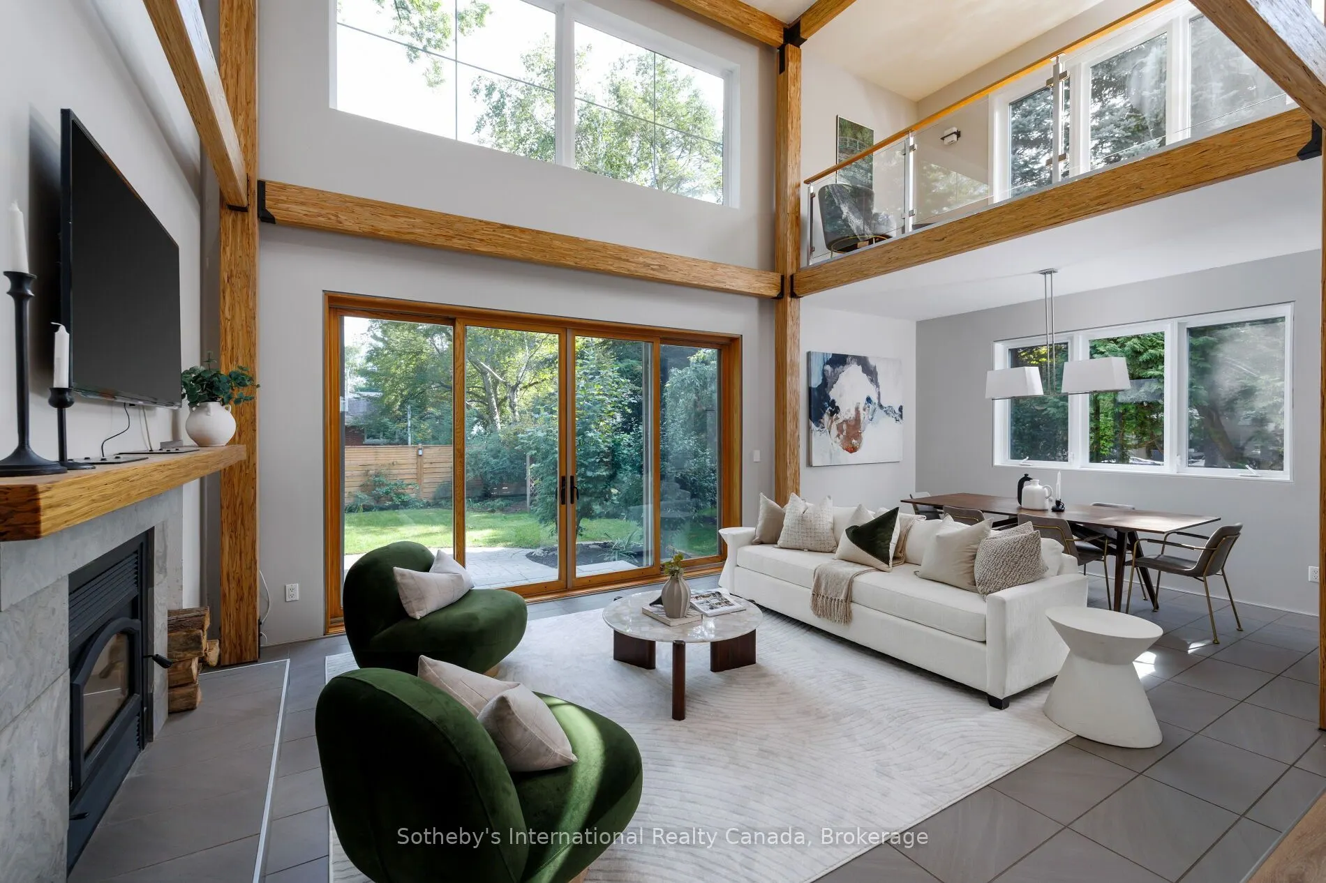 1318 Ario Road
