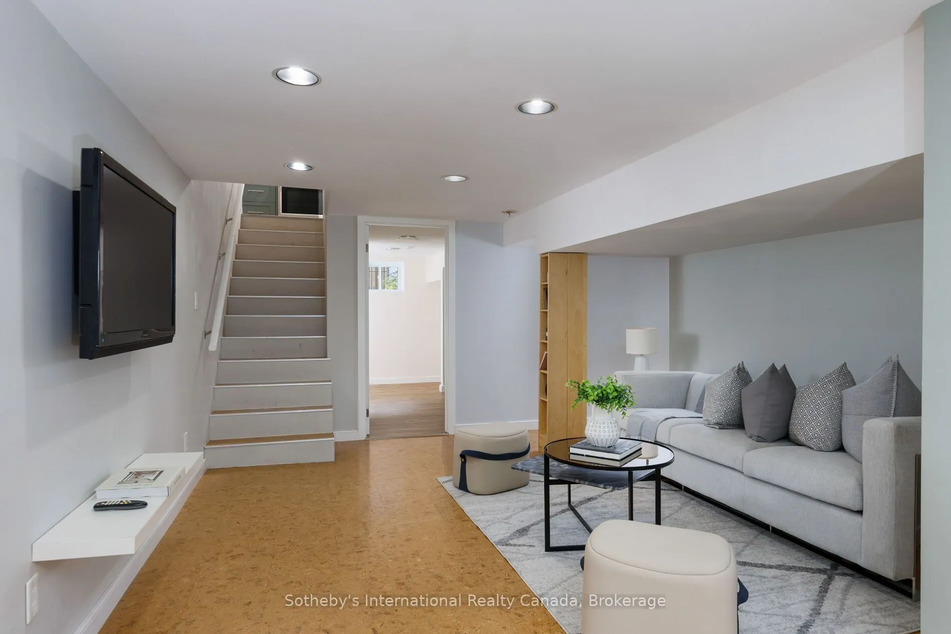1318 Ario Road