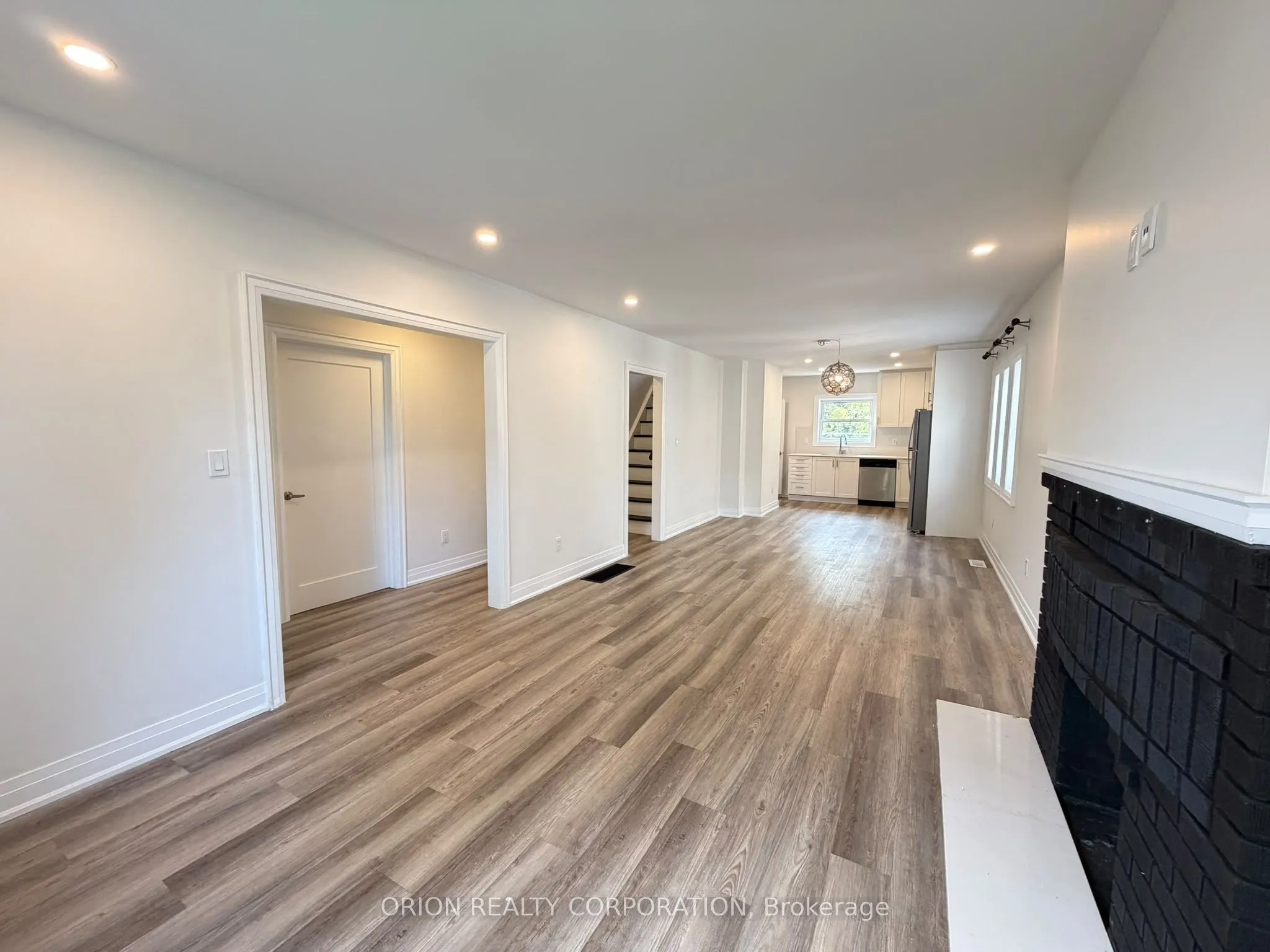 1016 Haig Boulevard