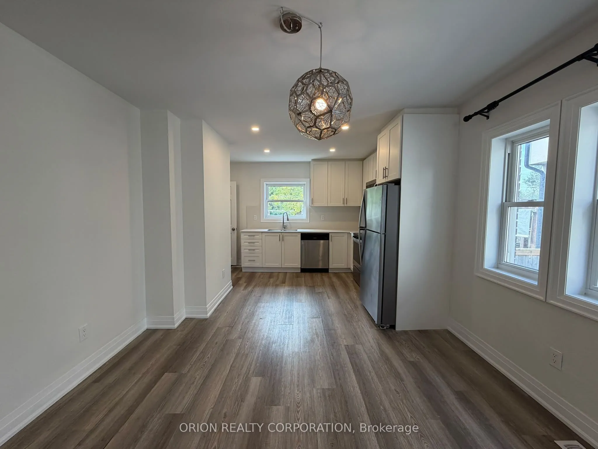 1016 Haig Boulevard