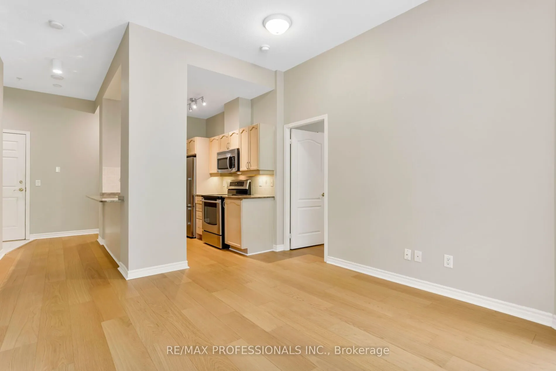 350 Princess Royal Drive #102