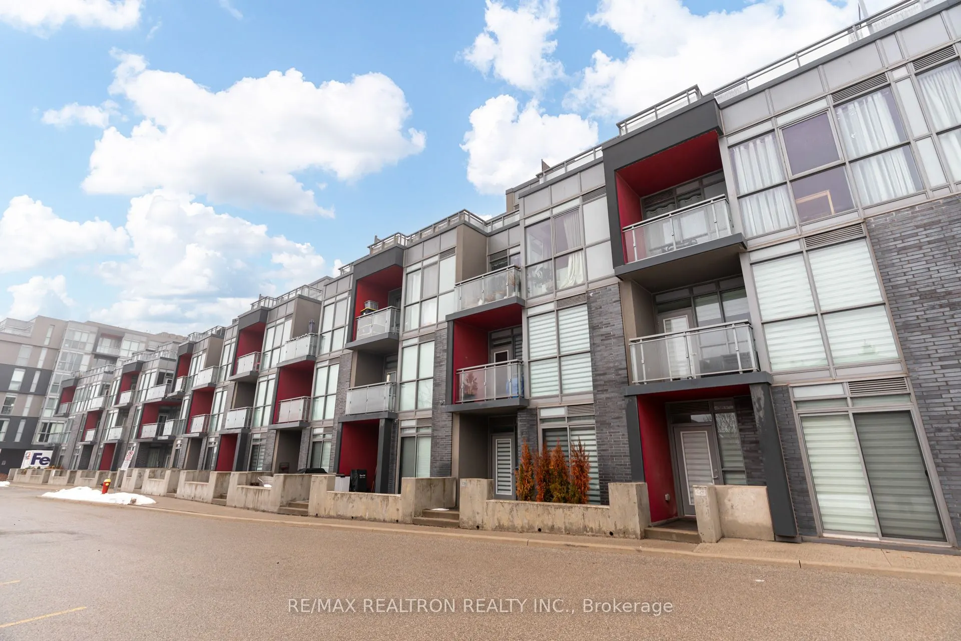 5260 Dundas Street N #C401