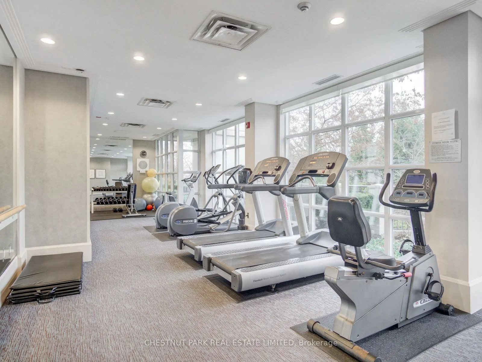 2855 Bloor Street W #311