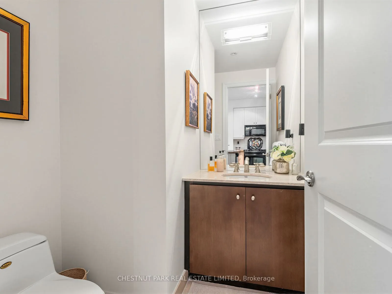 2855 Bloor Street W #311