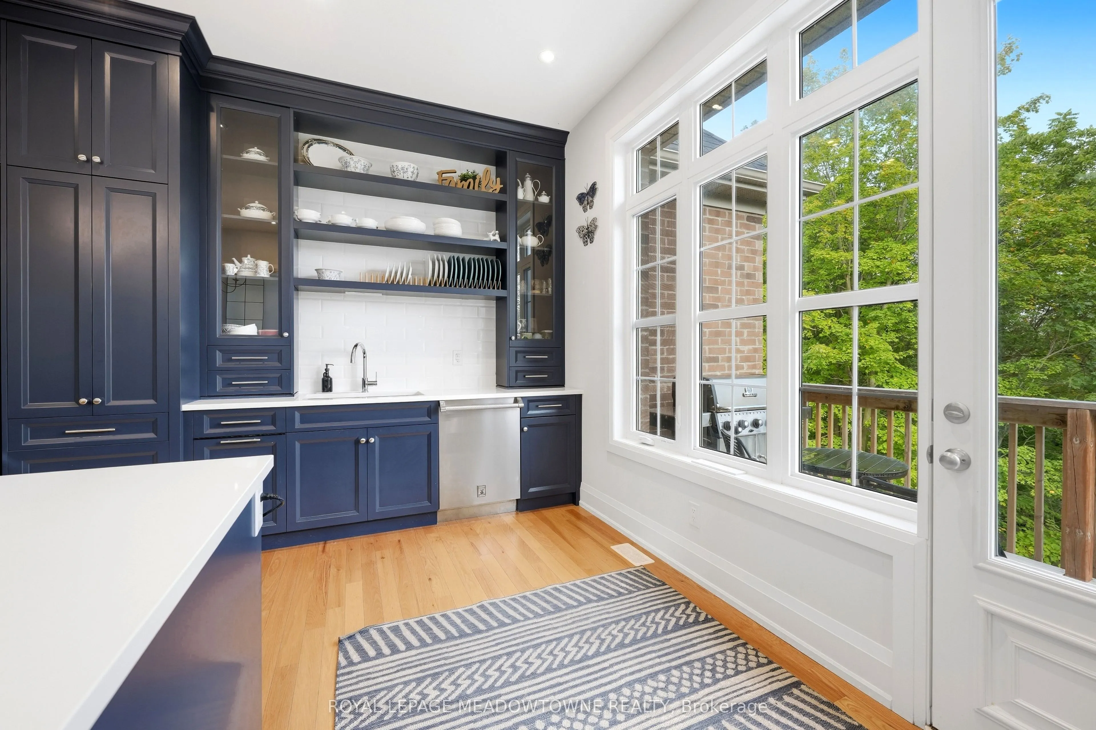 8 J B Robson Court