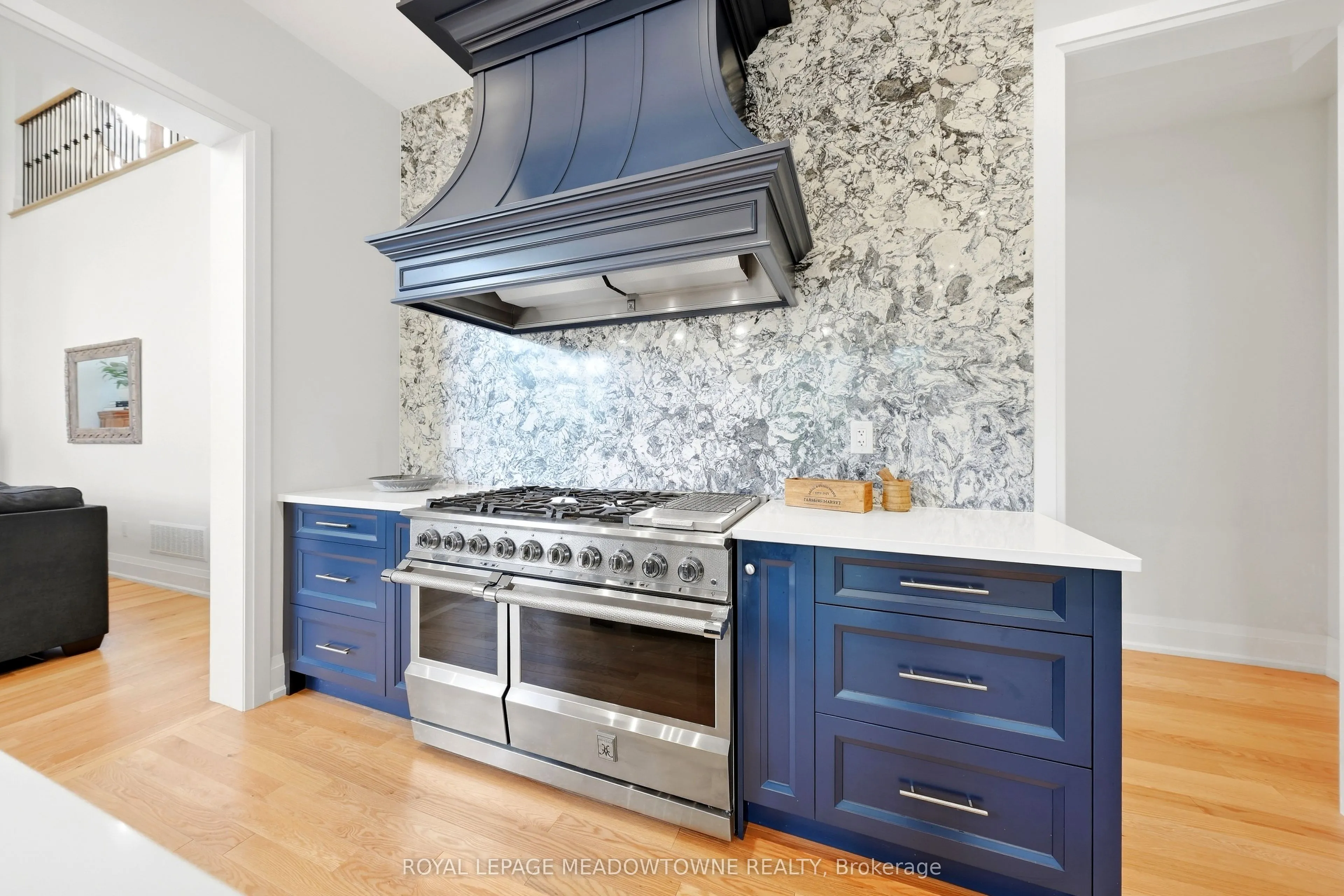 8 J B Robson Court