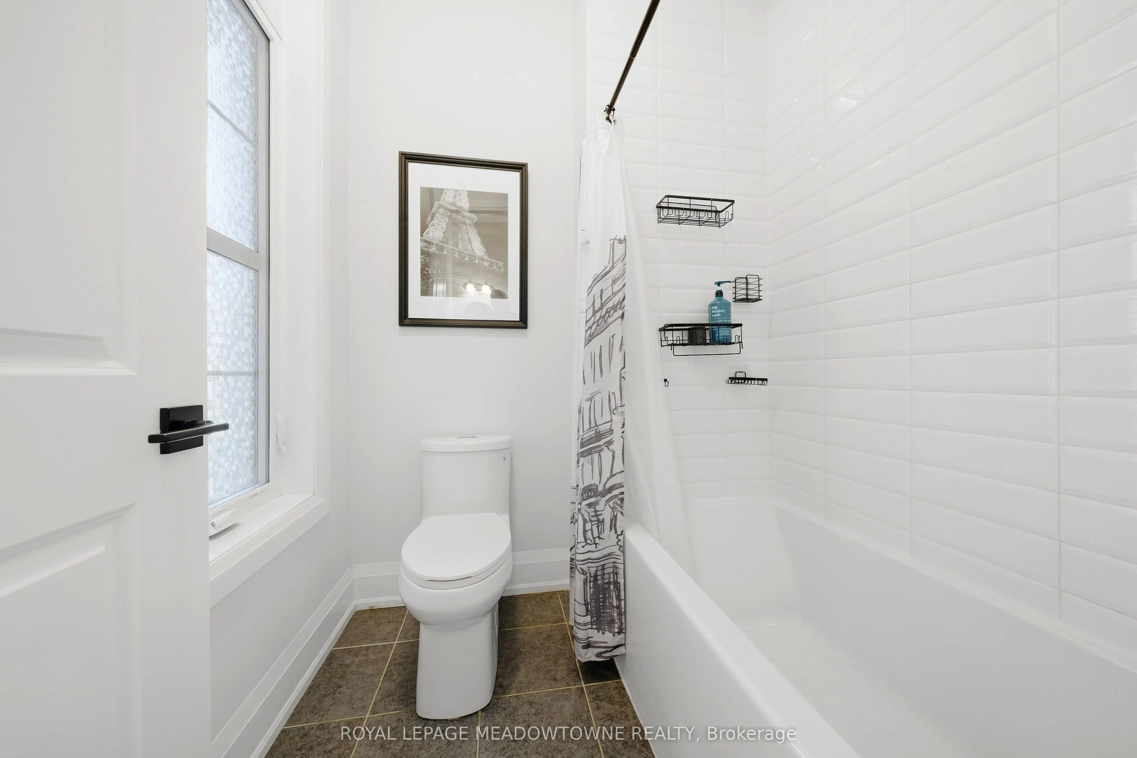 8 J B Robson Court