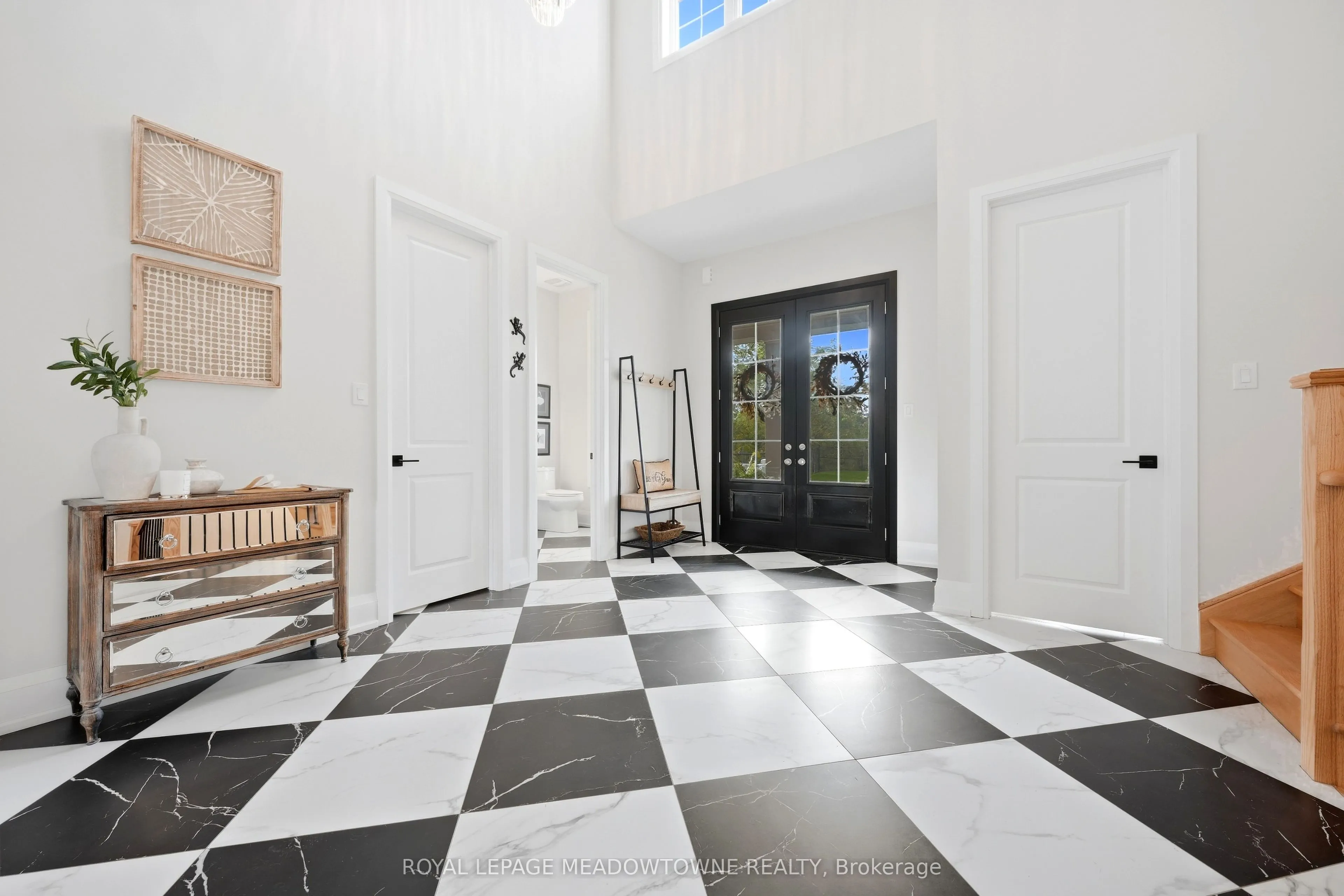 8 J B Robson Court