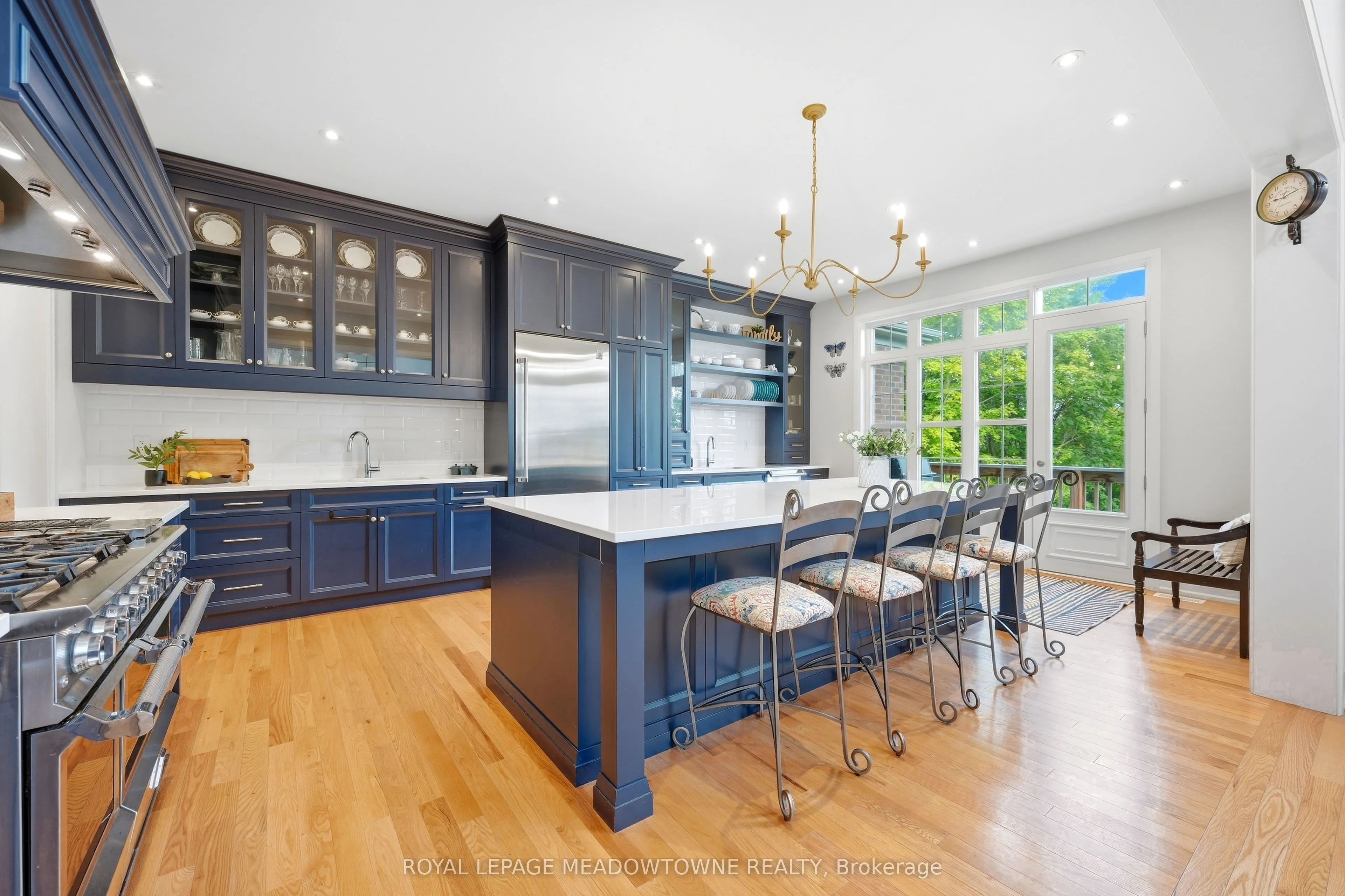 8 J B Robson Court