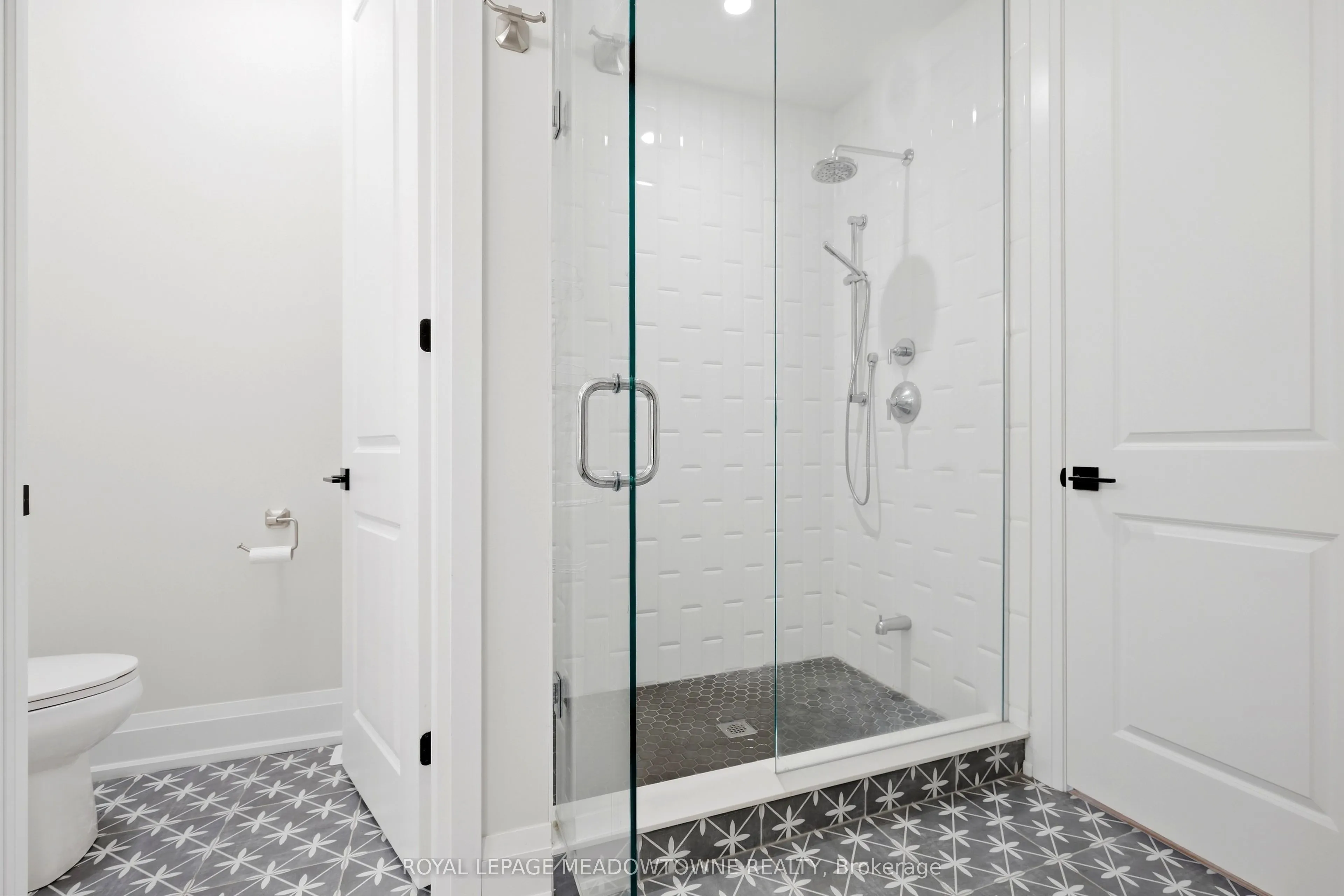 8 J B Robson Court