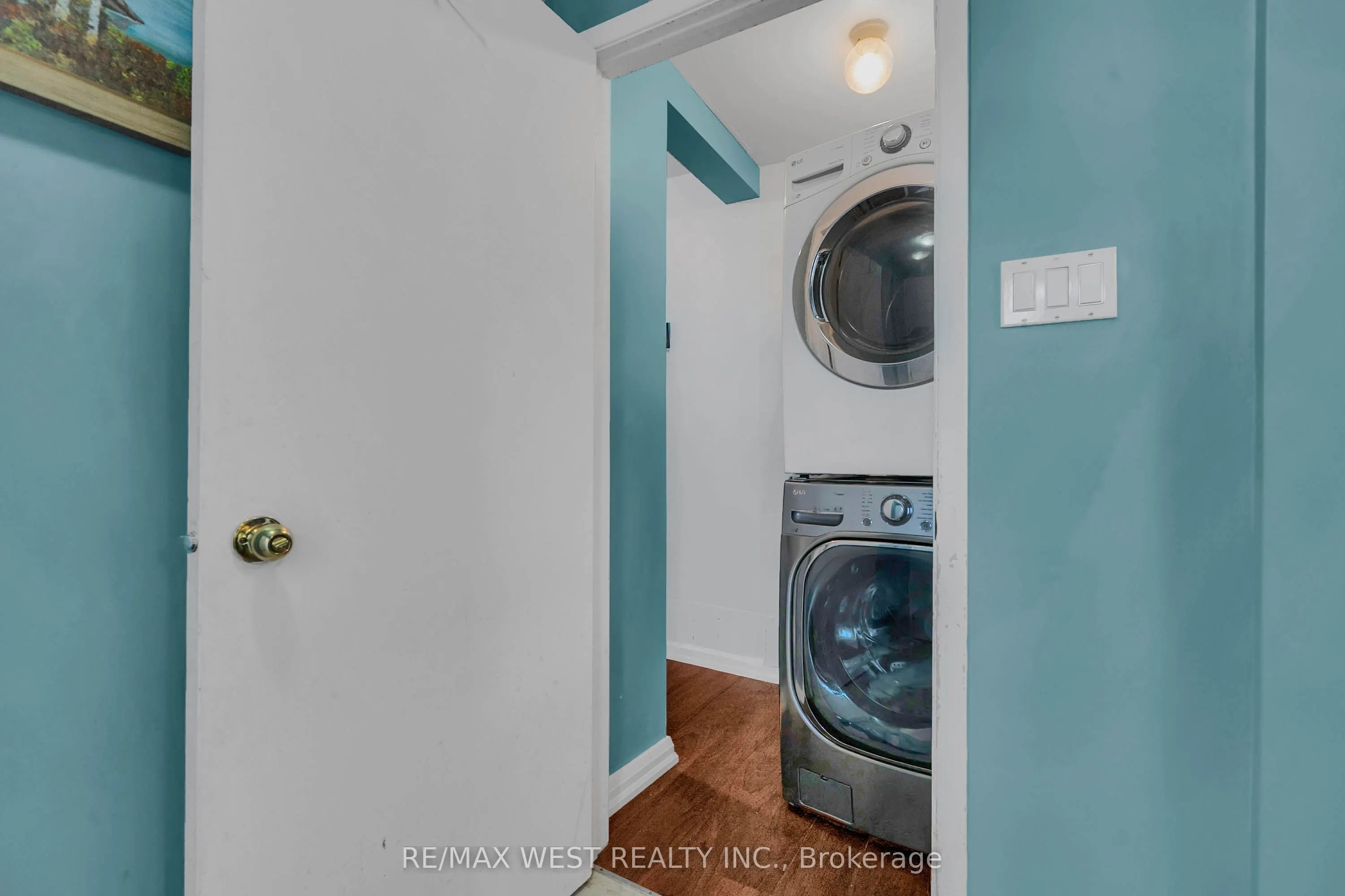 2866 Battleford Road #3D
