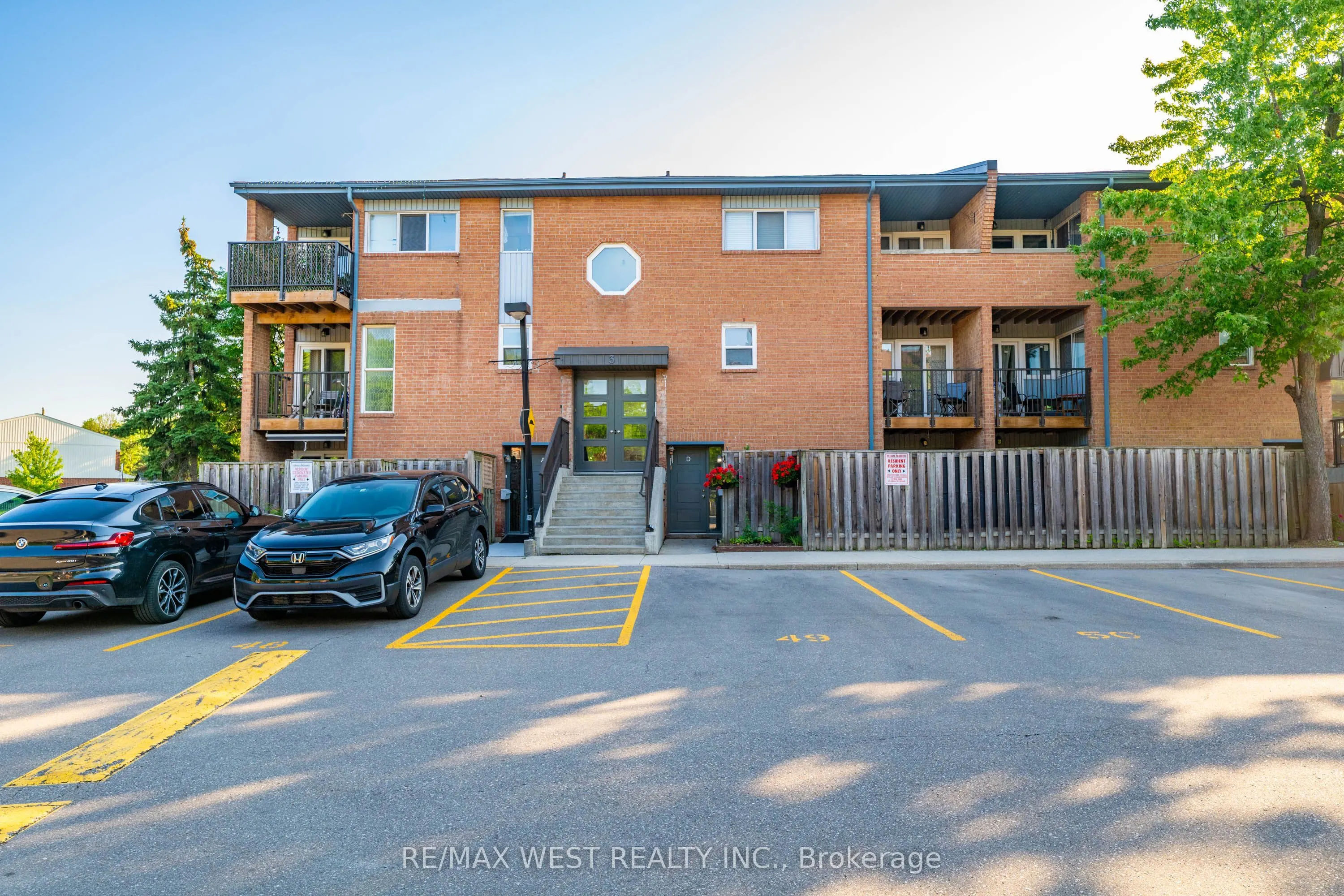 2866 Battleford Road #3D
