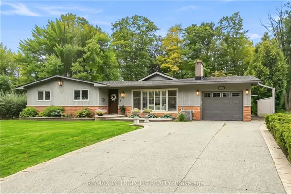 1228 Elgin Crescent