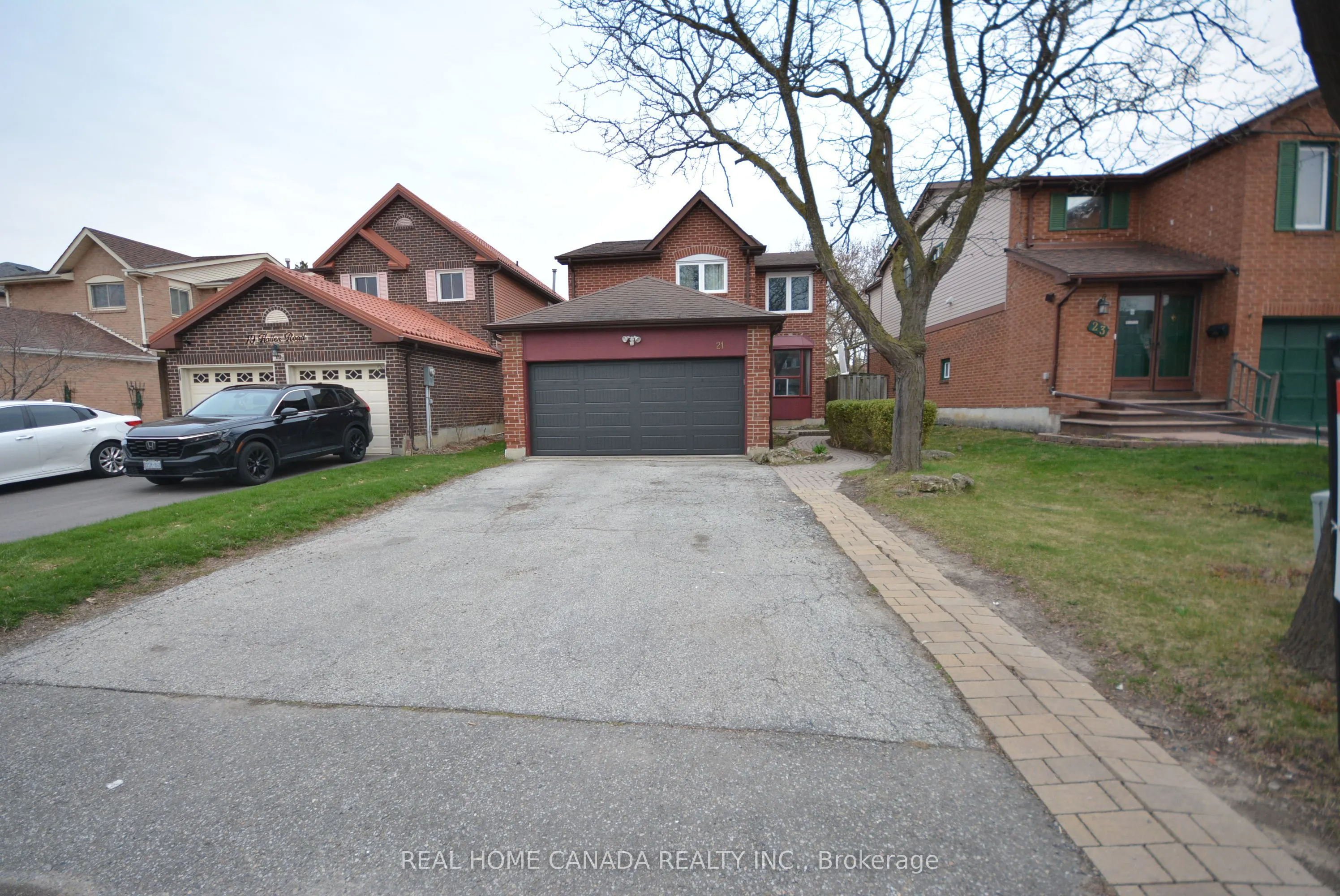 21 Hallen Road