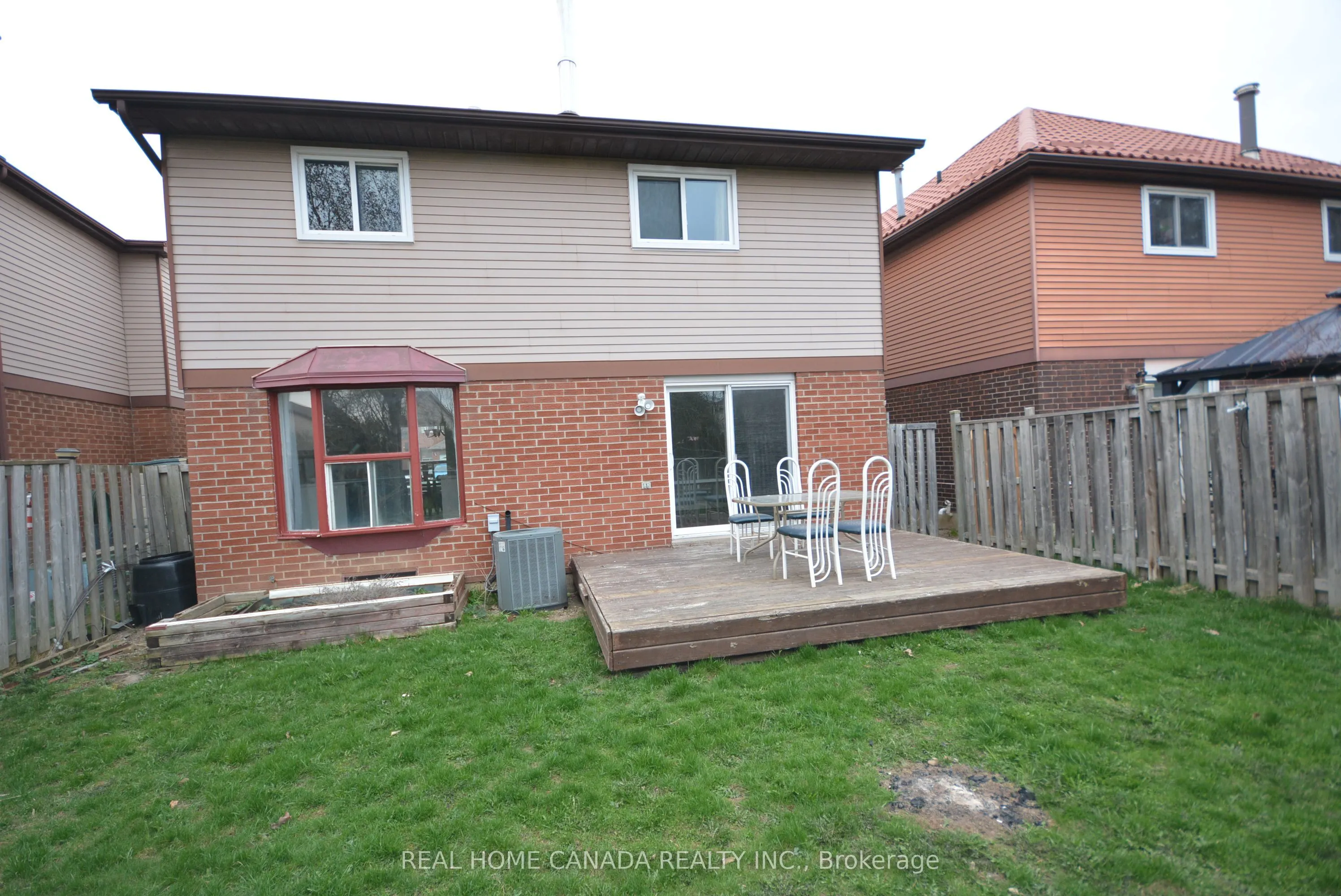 21 Hallen Road