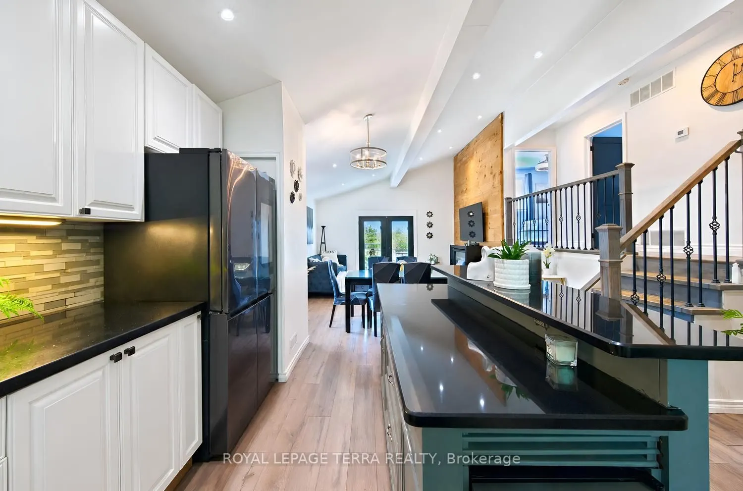 1571 Lewisham Drive