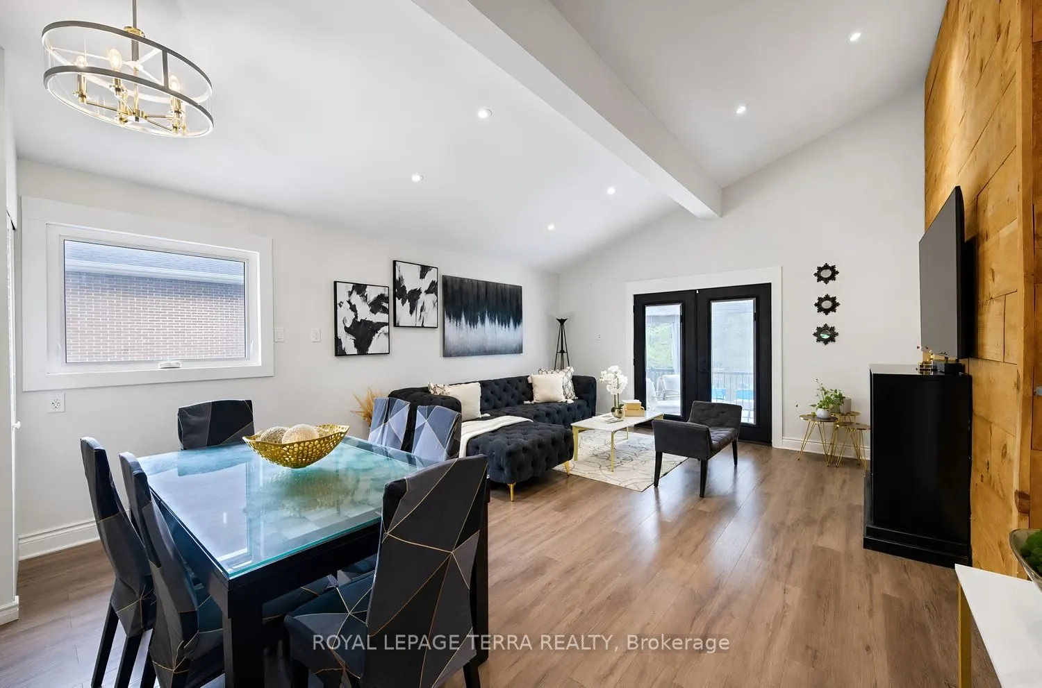 1571 Lewisham Drive