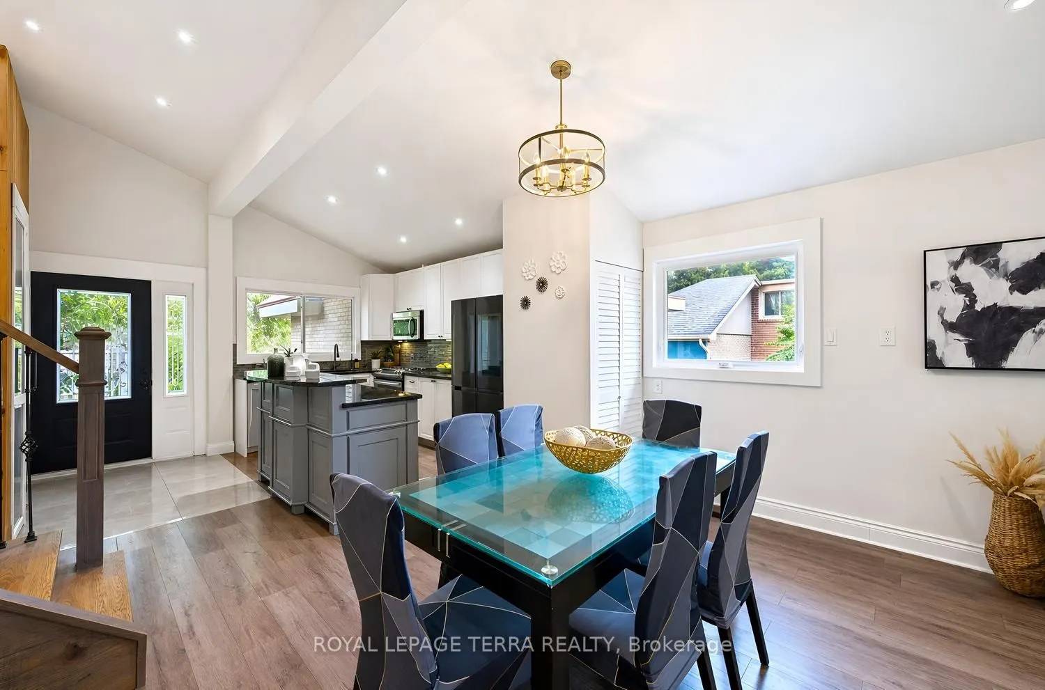 1571 Lewisham Drive