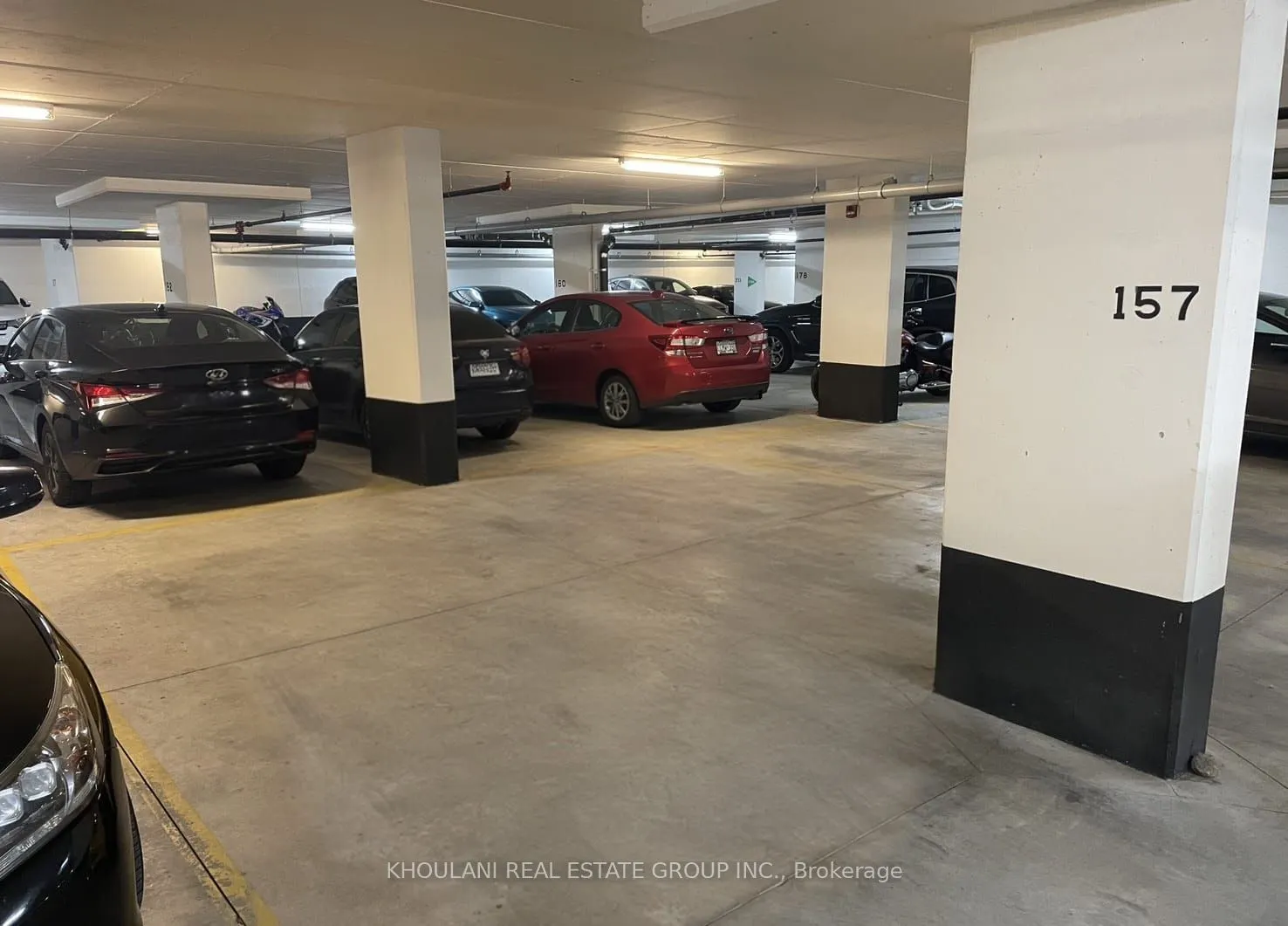 11 Applewood Lane #Parking